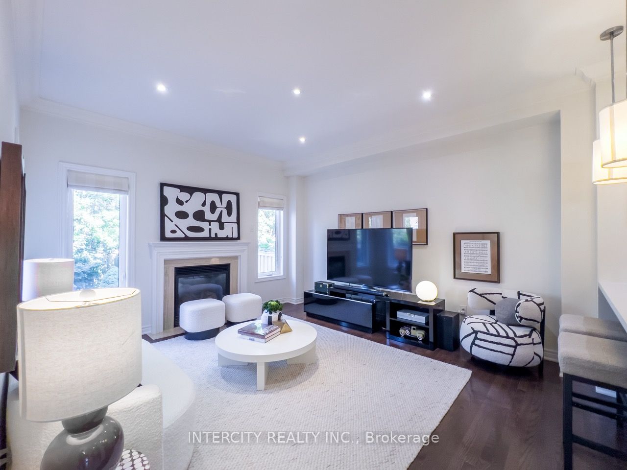 45 Lady Loretta Lane, Vaughan, ON L6A 4E9 photo 3