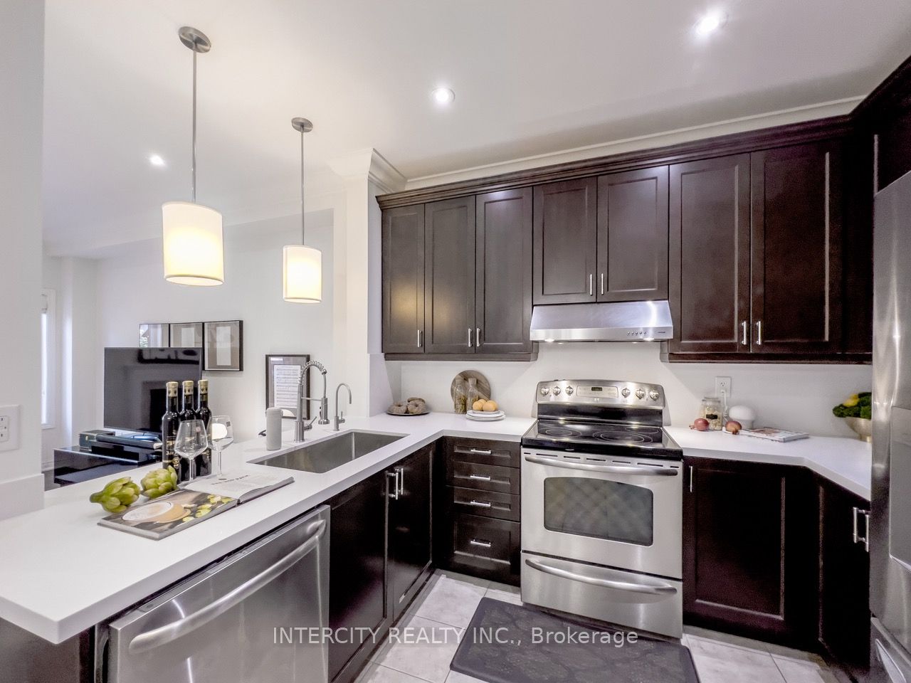 45 Lady Loretta Lane, Vaughan, ON L6A 4E9 photo 4