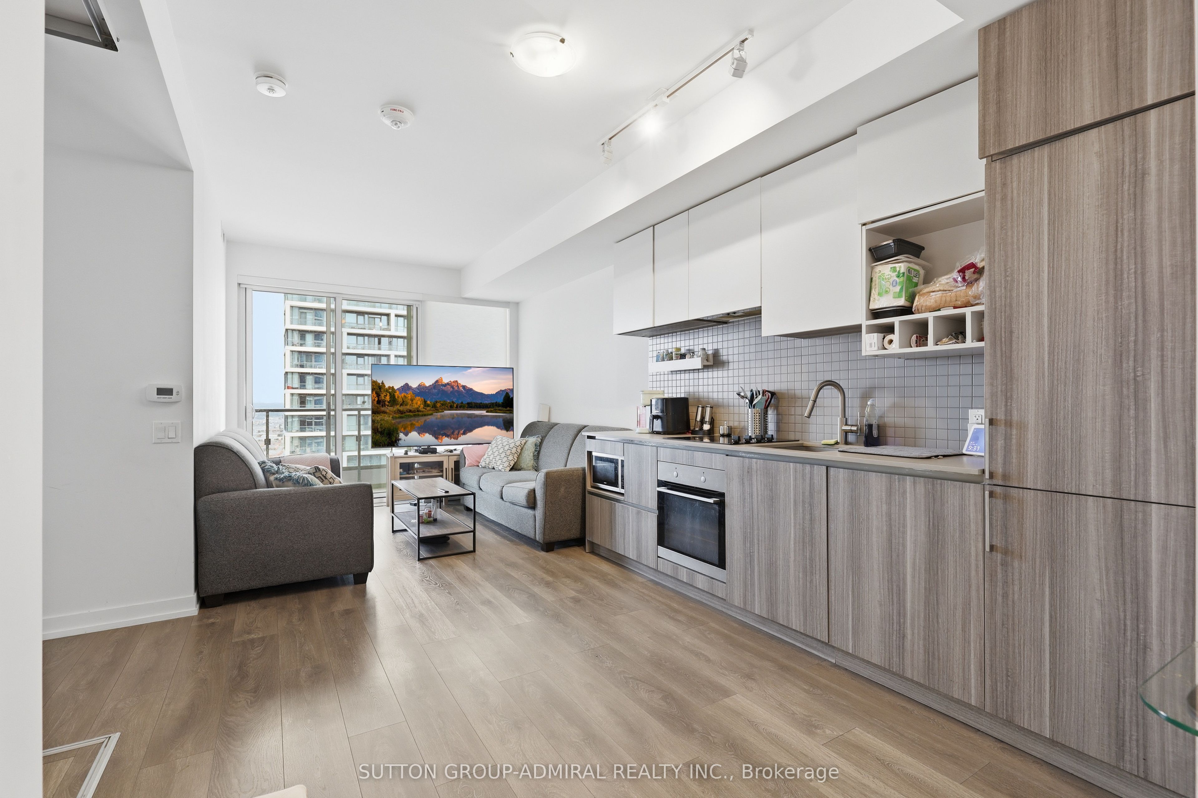 5 Buttermill Avenue 3901, Vaughan, ON L4K 0J5 photo 4