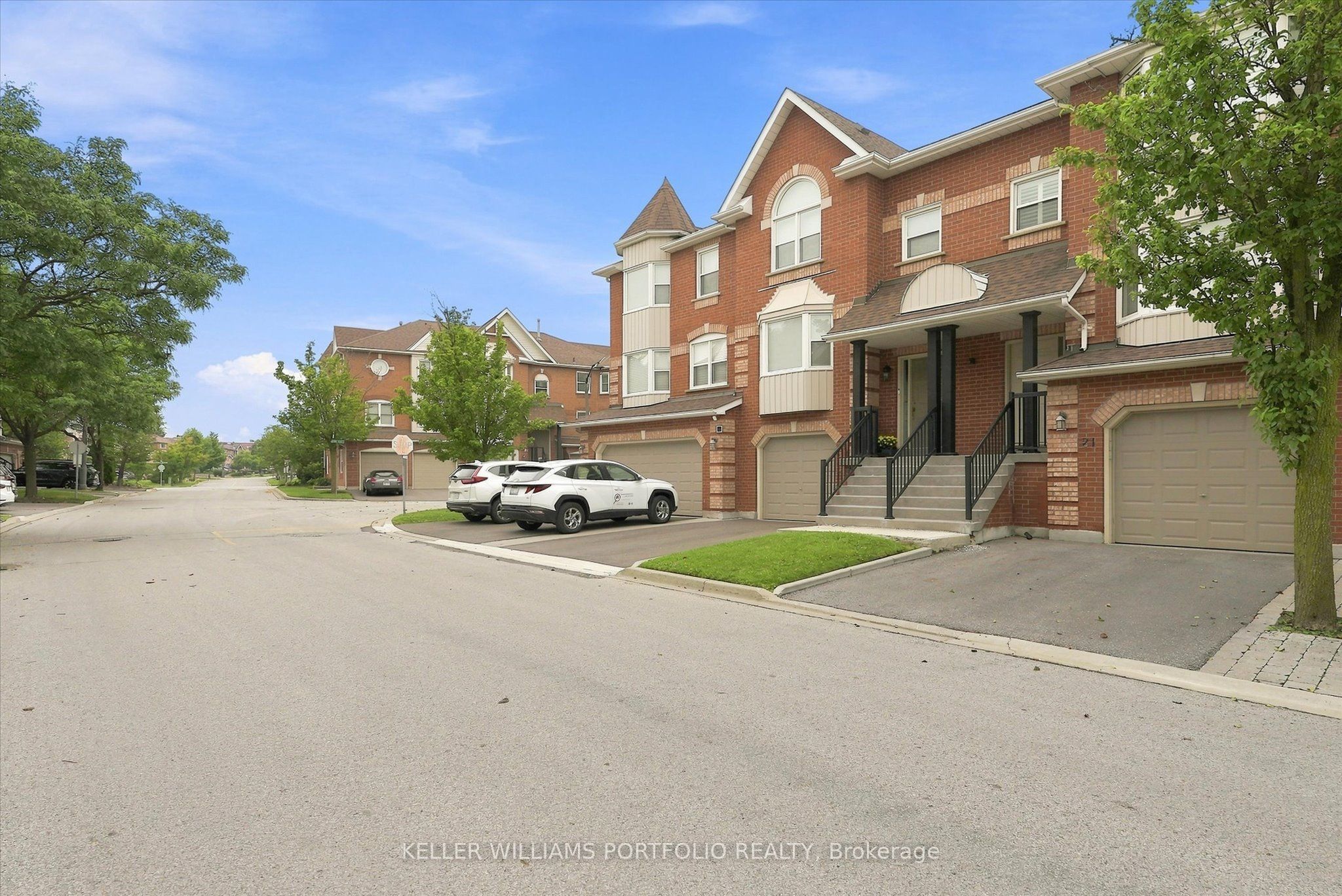 21 Tova Place, Vaughan, ON L4J 8C4 photo 2