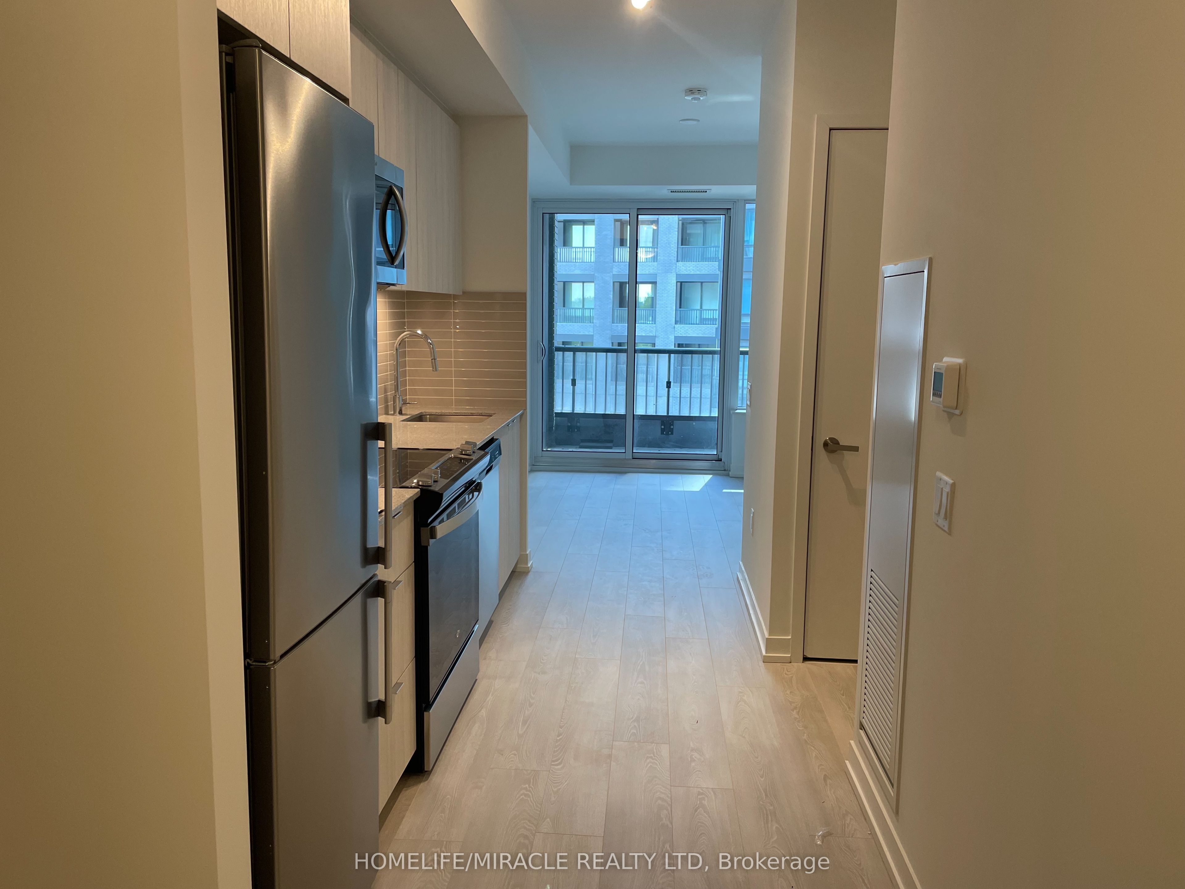 3 ROSEWATER Street 306W, Richmond Hill, ON L4C 5T6 photo 5