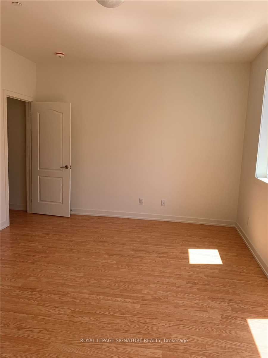 370B Red Maple Road 63, Richmond Hill, ON L4C 6P5 photo 3