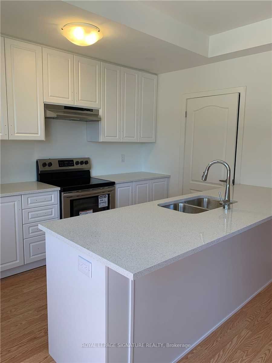 370B Red Maple Road 63, Richmond Hill, ON L4C 6P5 photo 4