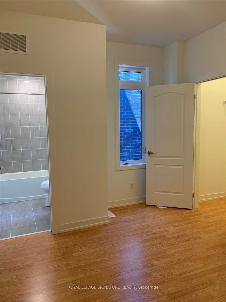 370B Red Maple Road 63, Richmond Hill, ON L4C 6P5 photo 5