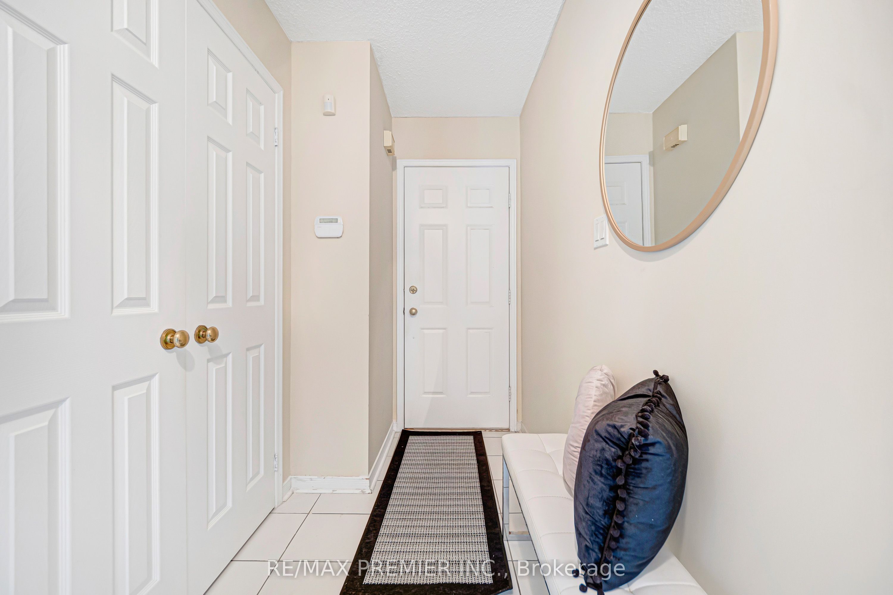 90 Pentland Crescent, Vaughan, ON L6A 1T5 photo 4