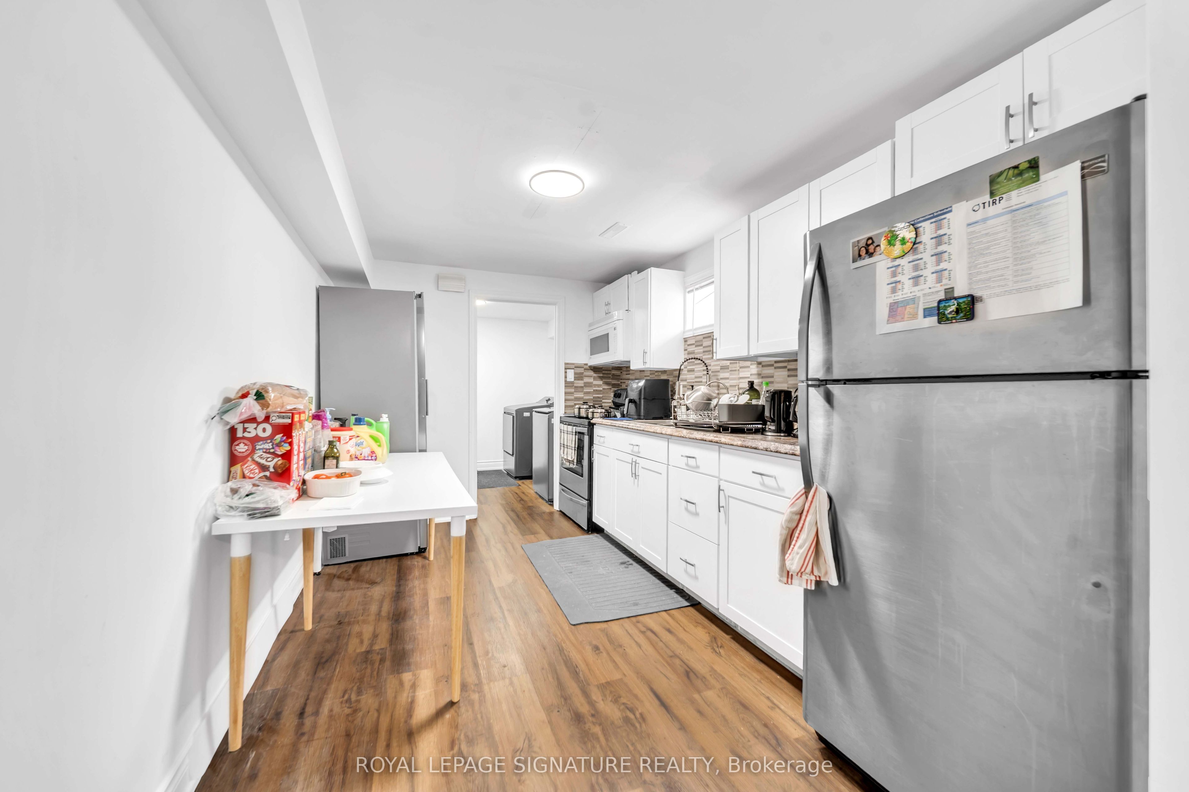 702 Leeder Court Bsmt, Newmarket, ON L3Y 5A7