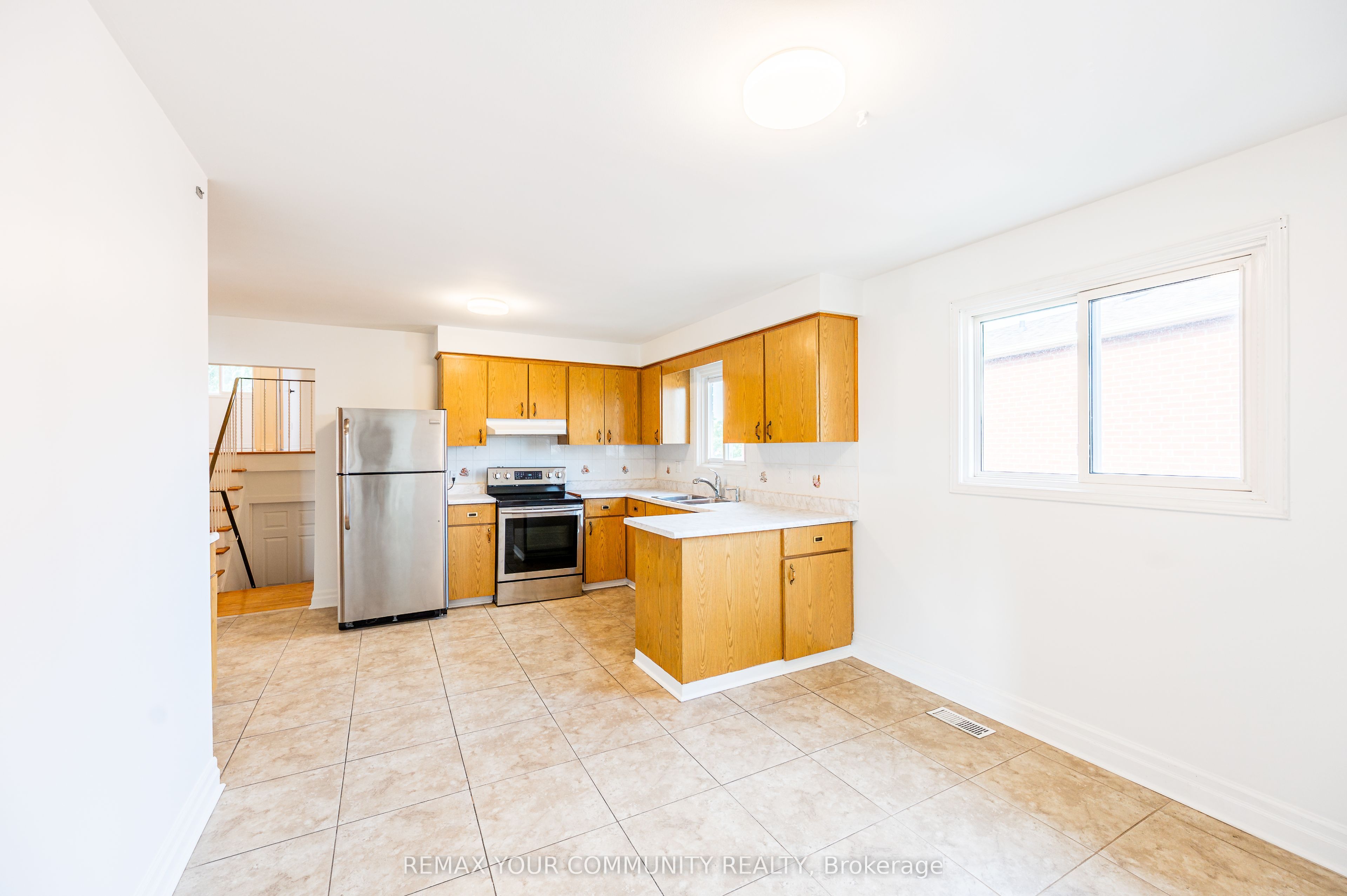 20 Terra Road UPPER, Vaughan, ON L4L 3J5 photo 3