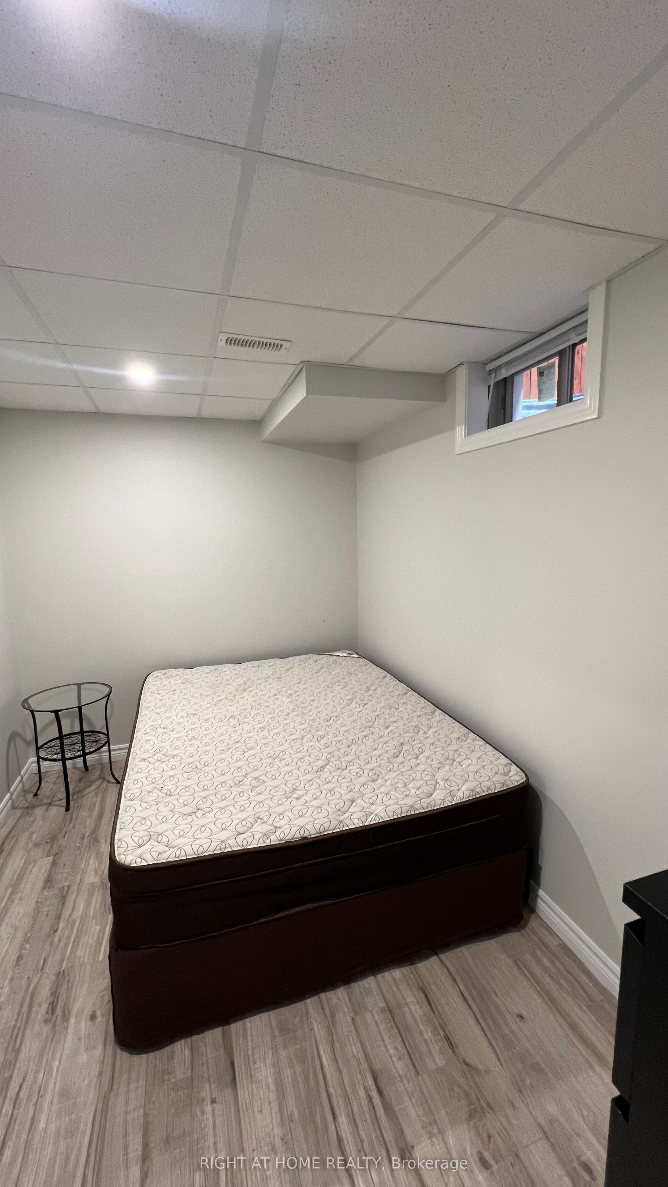 9 Claudview Street, King, ON L7B 0C6 photo 4