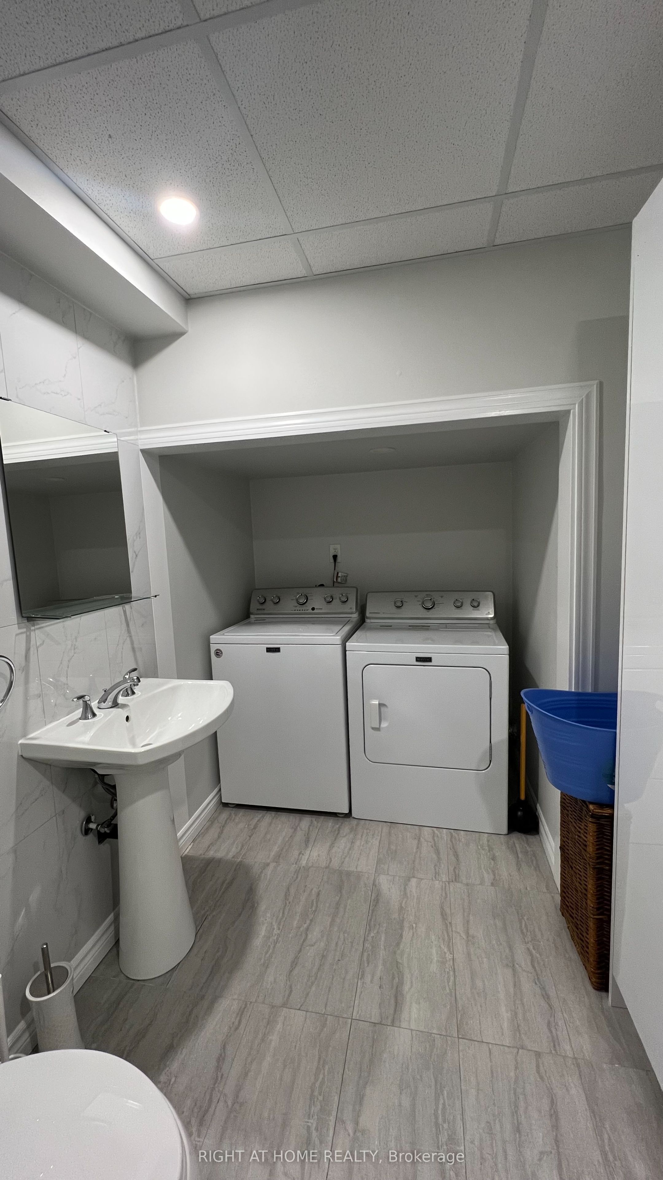 9 Claudview Street, King, ON L7B 0C6 photo 5