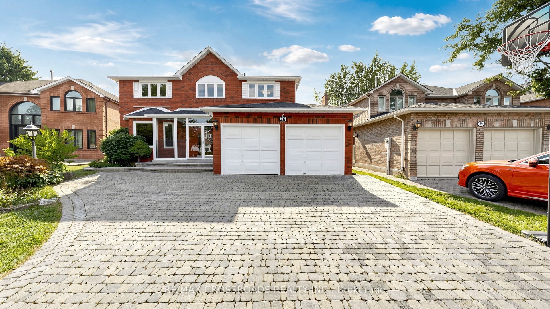 38 Morrison Crescent, Markham, ON L3R 9L6 photo 2