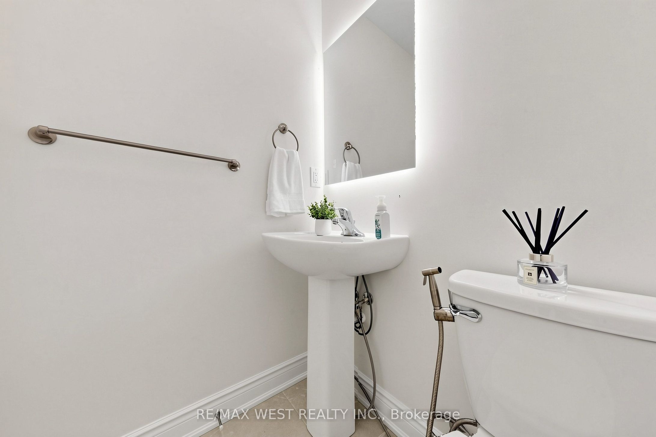 15 Kinloss Street, Vaughan, ON L4H 5J6 photo 5