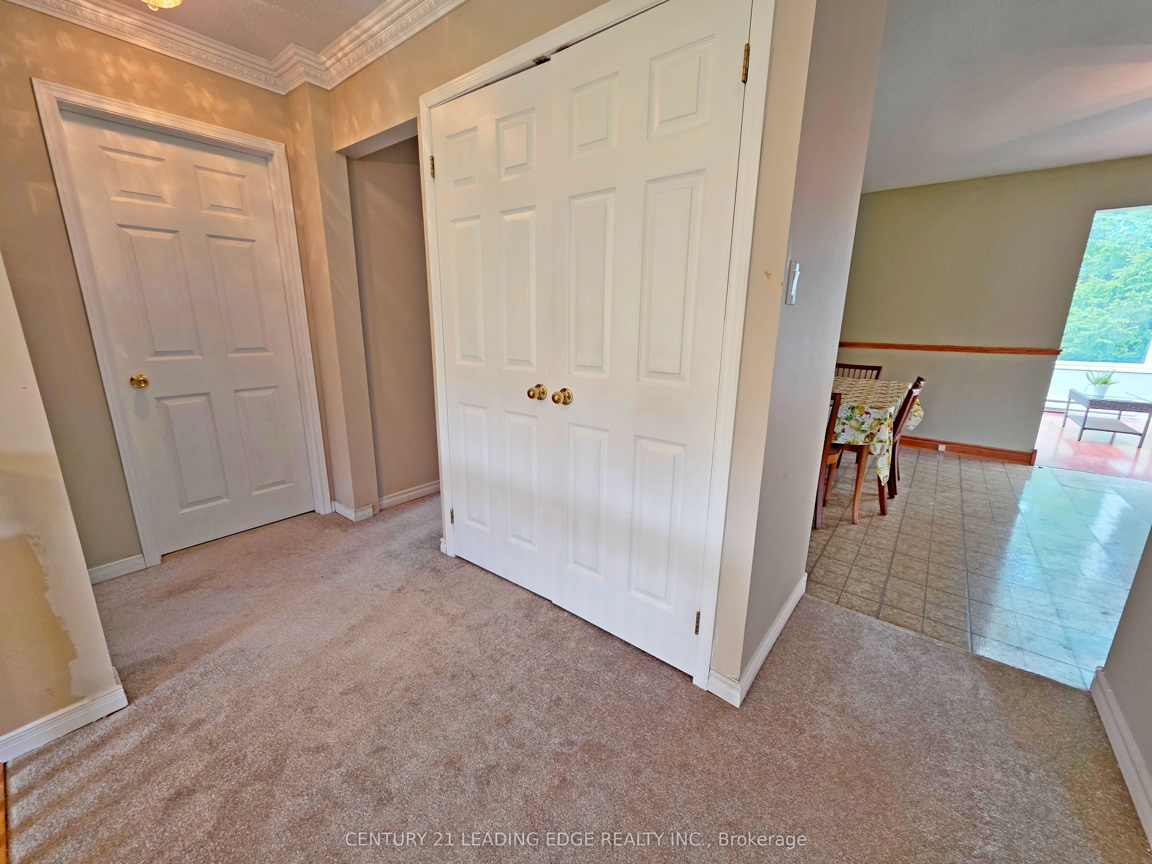 4 Bay Court, Georgina, ON L4P 1B3 photo 5