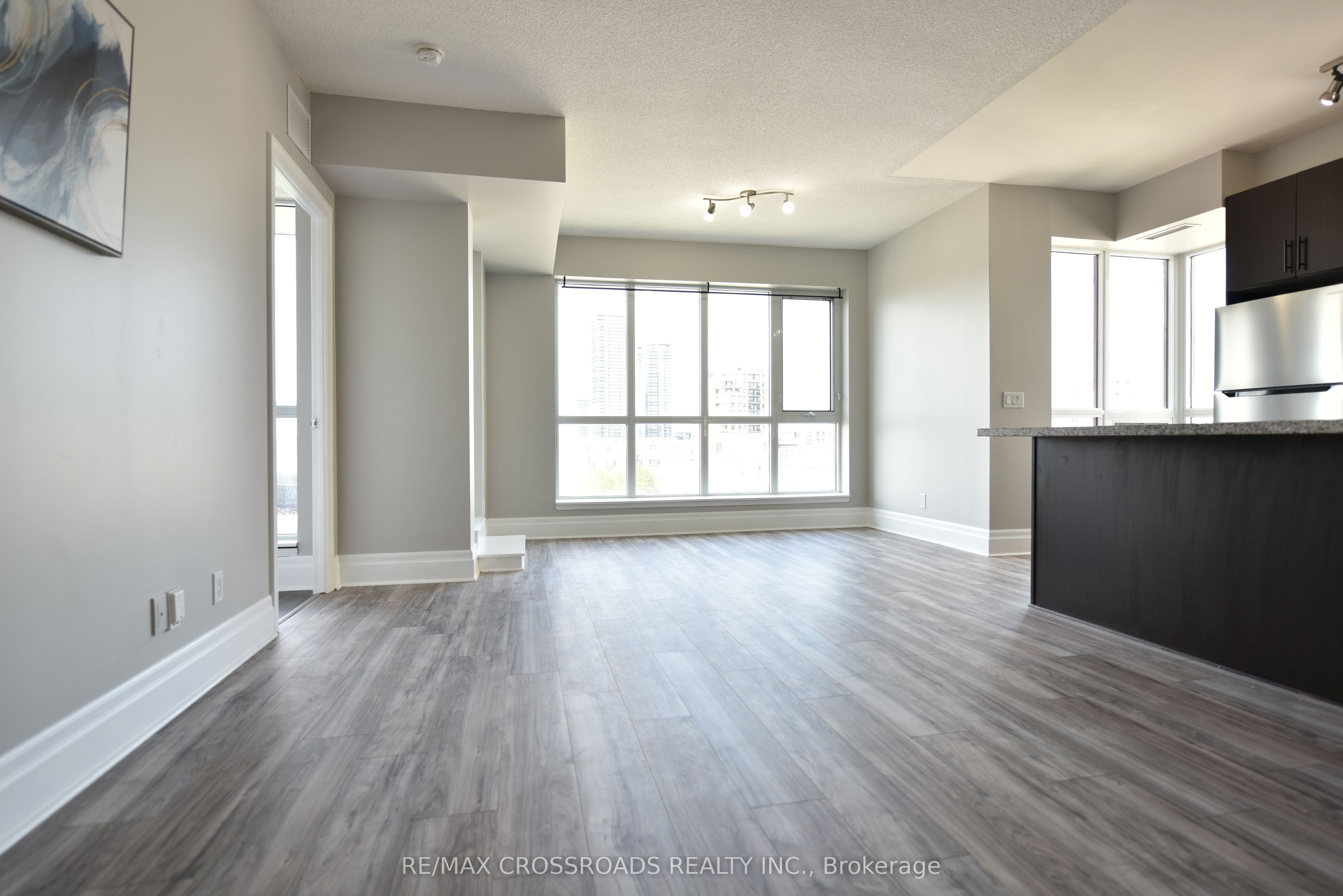 21 UPPER DUKE Crescent 505, Markham, ON L6G 0B7 photo 4