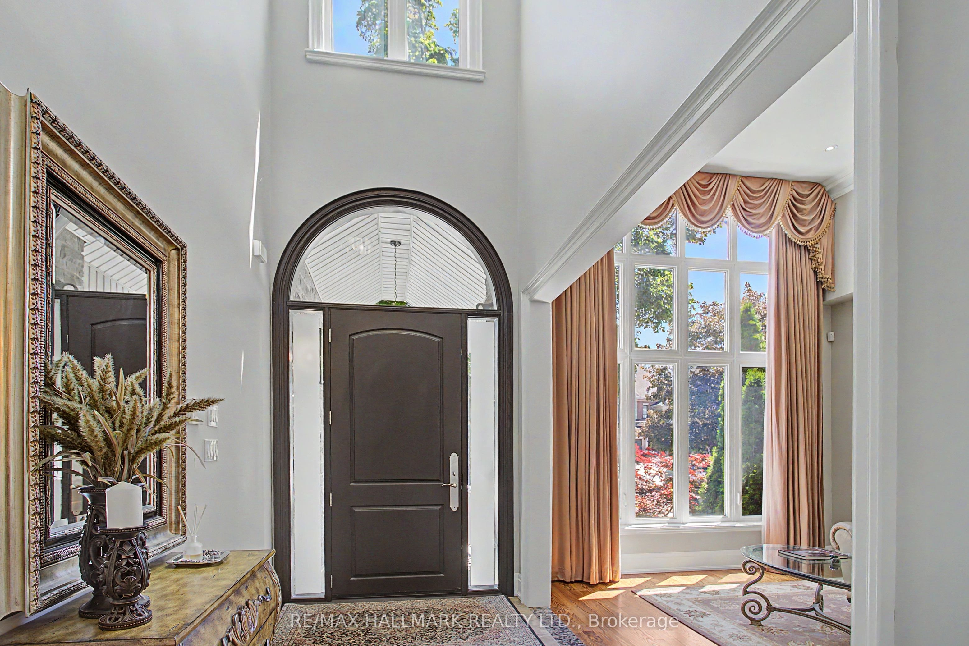 102 Duncan Road, Richmond Hill, ON L4C 6J7 photo 5