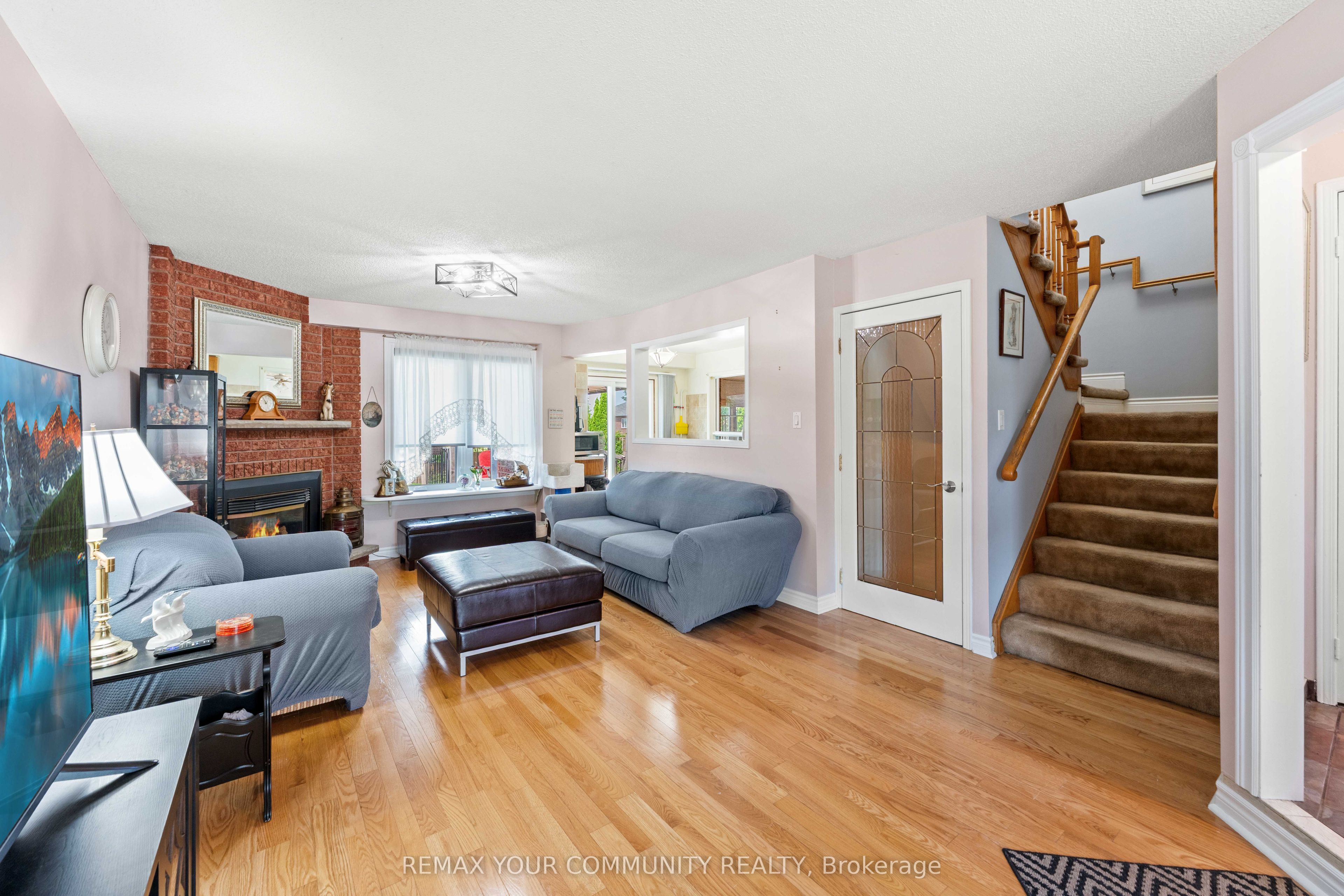 78 Annamaria Drive, Georgina, ON L4P 3R8 photo 4