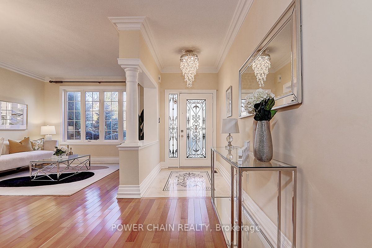 5 Platinum Avenue, Richmond Hill, ON L4E 5E2 photo 3