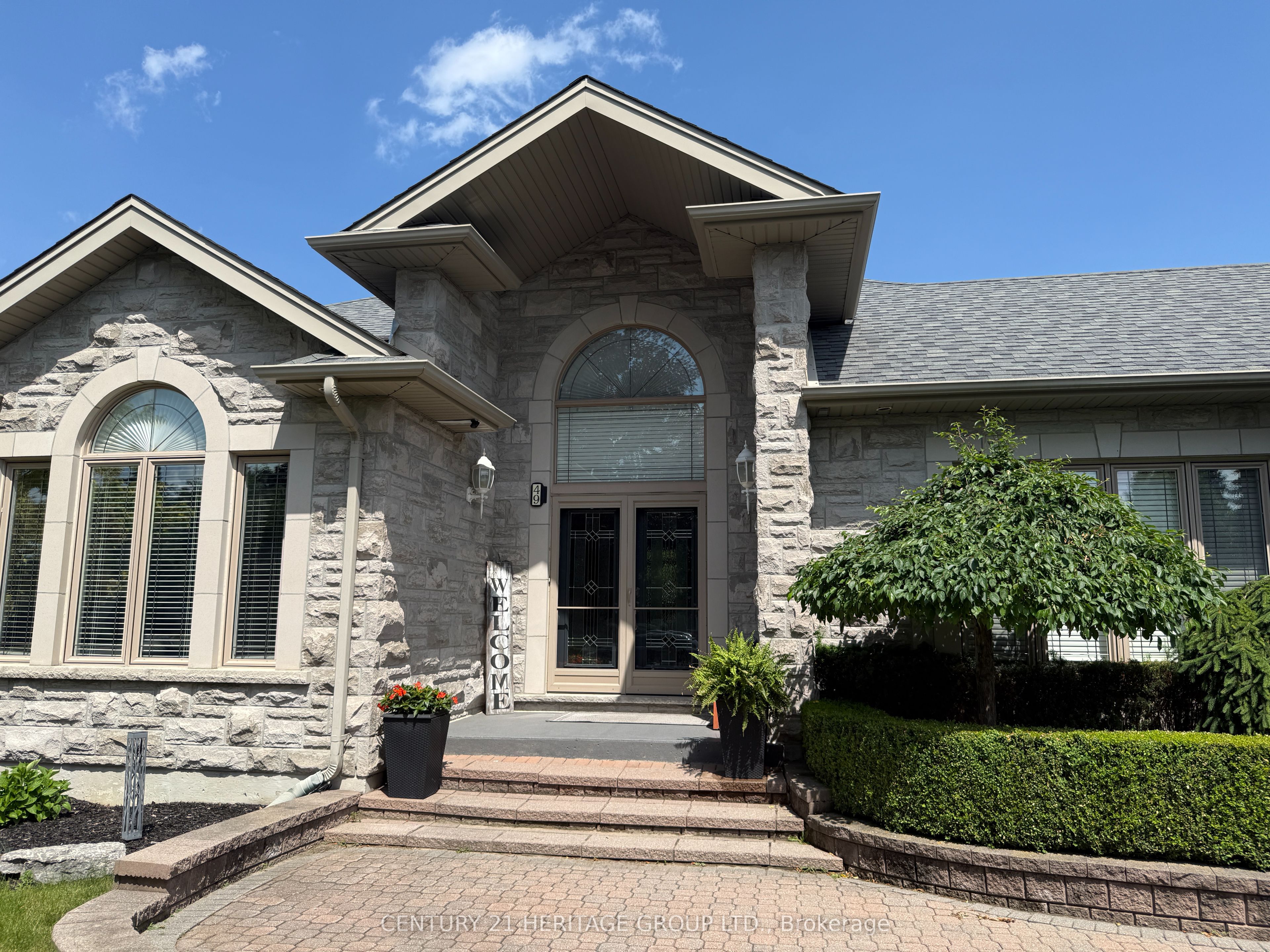 49 Shore Crescent, Georgina, ON L0E 1S0 photo 4