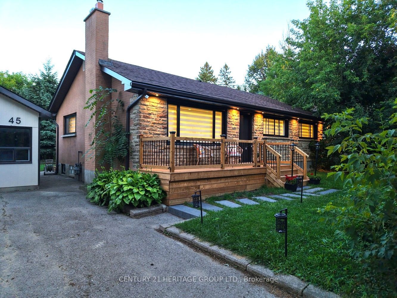 45 William Street, King, ON L7B 1L1 photo 2