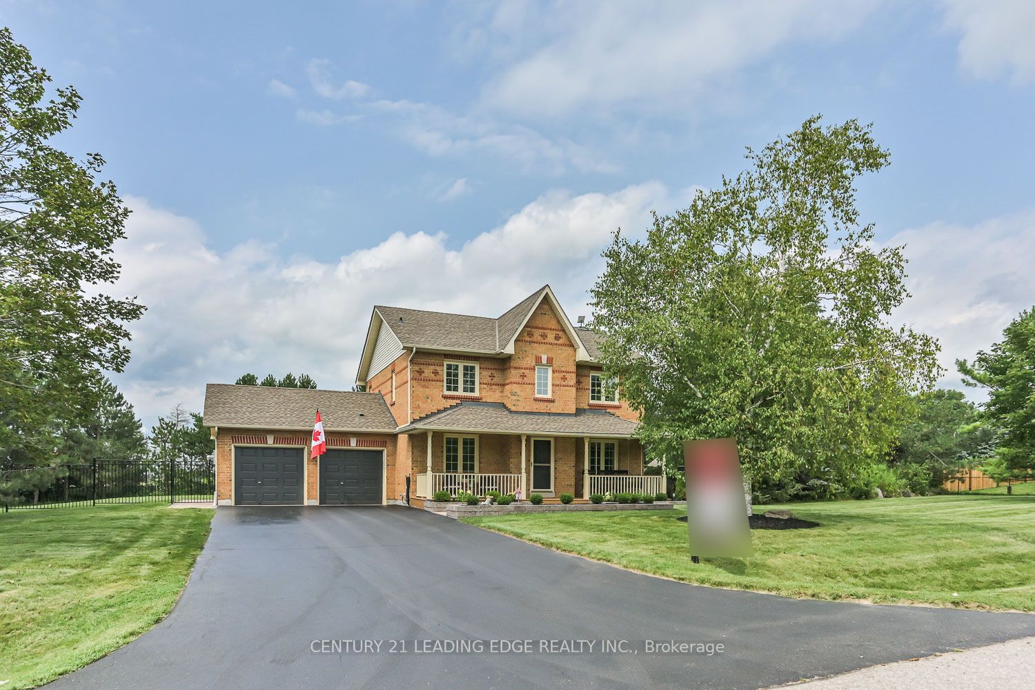 12 Taylor Drive, Uxbridge, ON L0C 1E0 photo 2