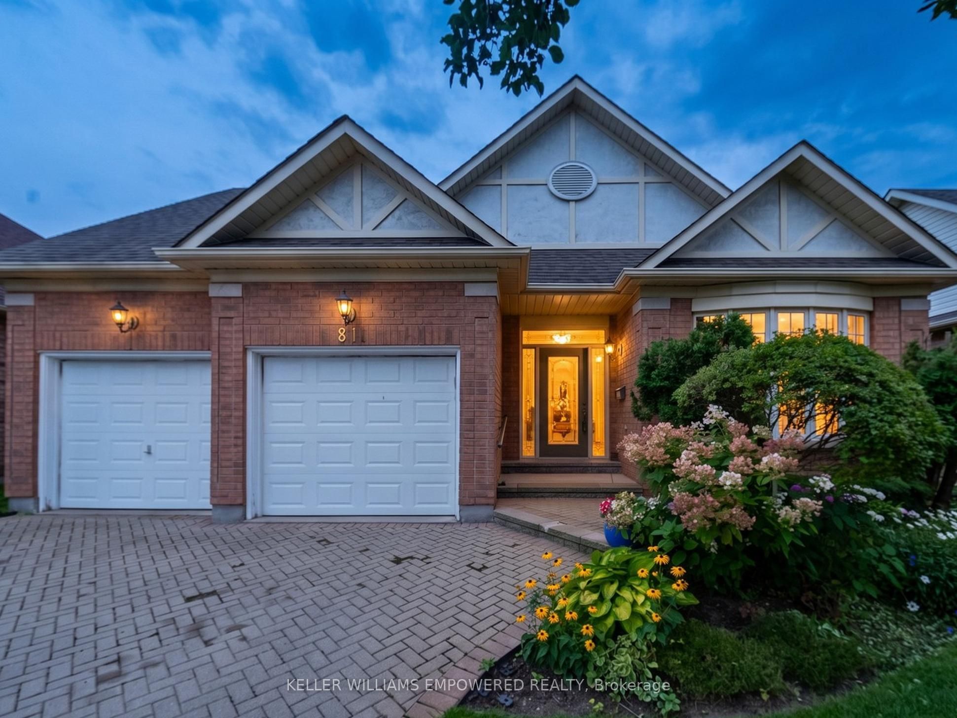 81 Arnies Chance 40, Whitchurch-Stouffville, ON L4A 1L7