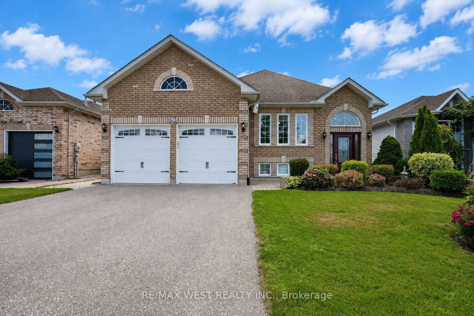 623 Glen Cedar Crescent, Innisfil, ON L9S 2J4