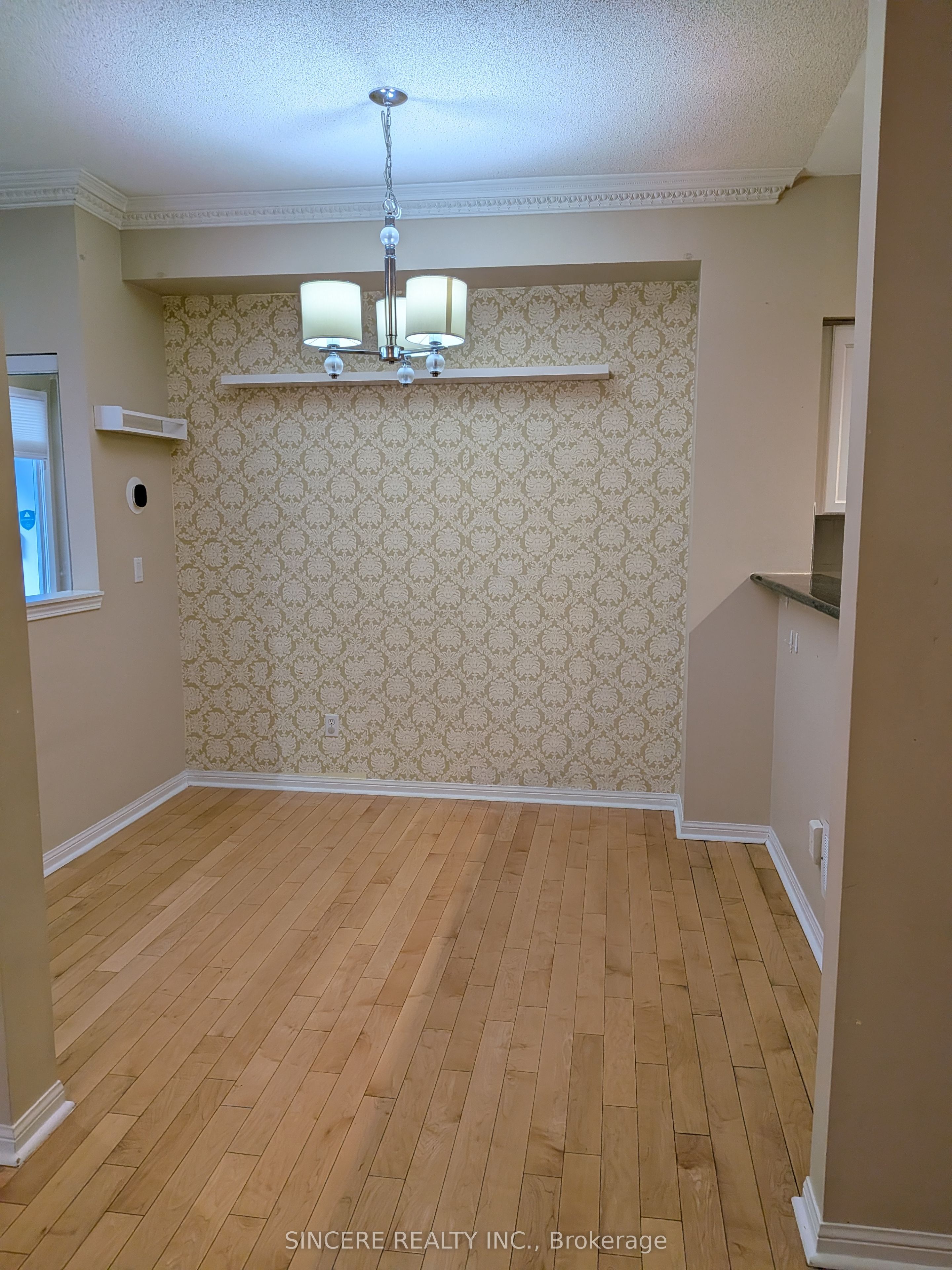 20 St Moritz Way 17, Markham, ON L3R 4G4 photo 4