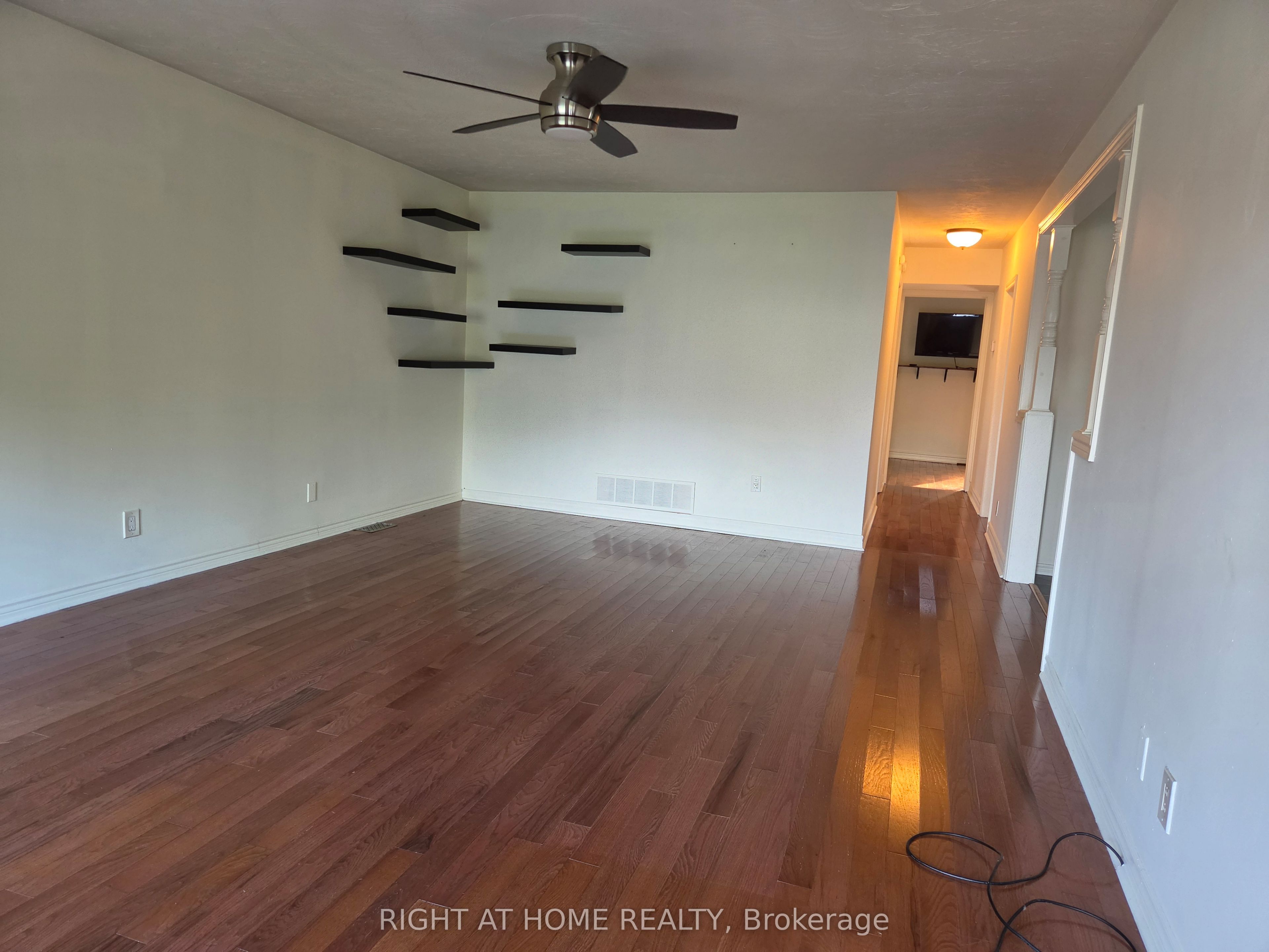 771 Third Avenue, Georgina, ON L0E 1S0 photo 4