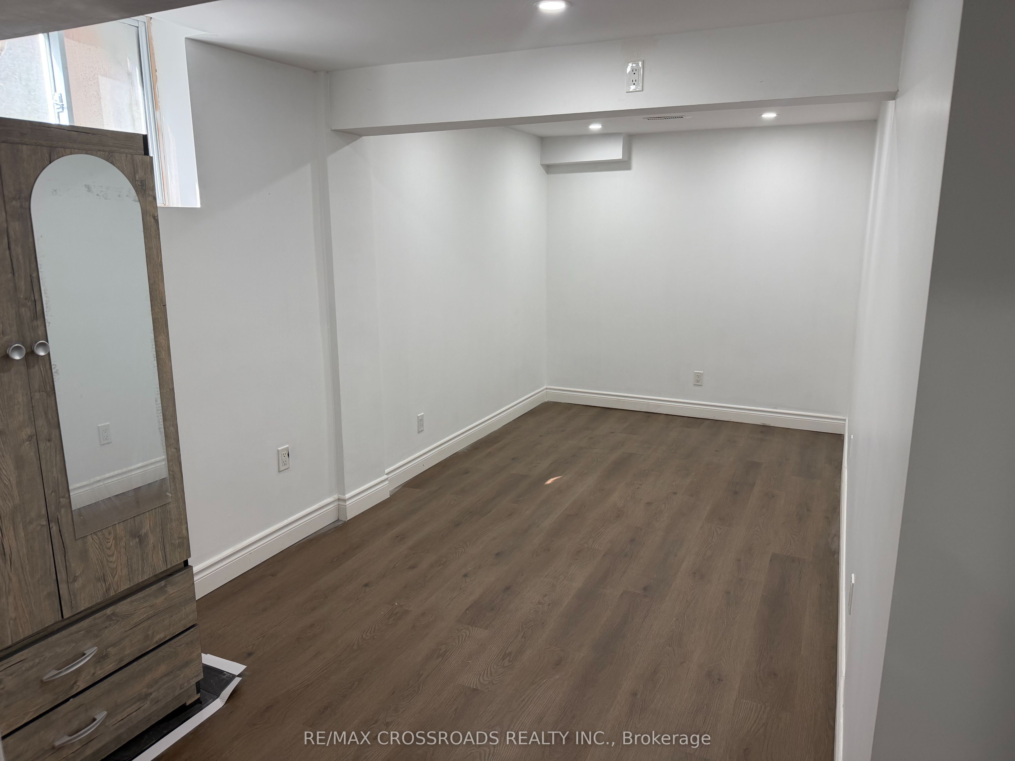 82 Jack Monkman Crescent, Markham, ON L3S 0A4 photo 2