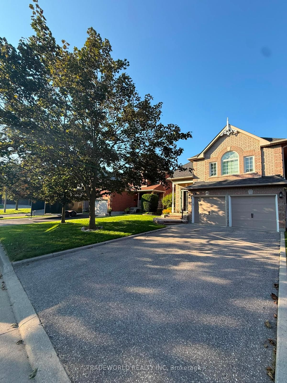 16 Chessman Court, Whitchurch-Stouffville, ON L4A 1K7 photo 3
