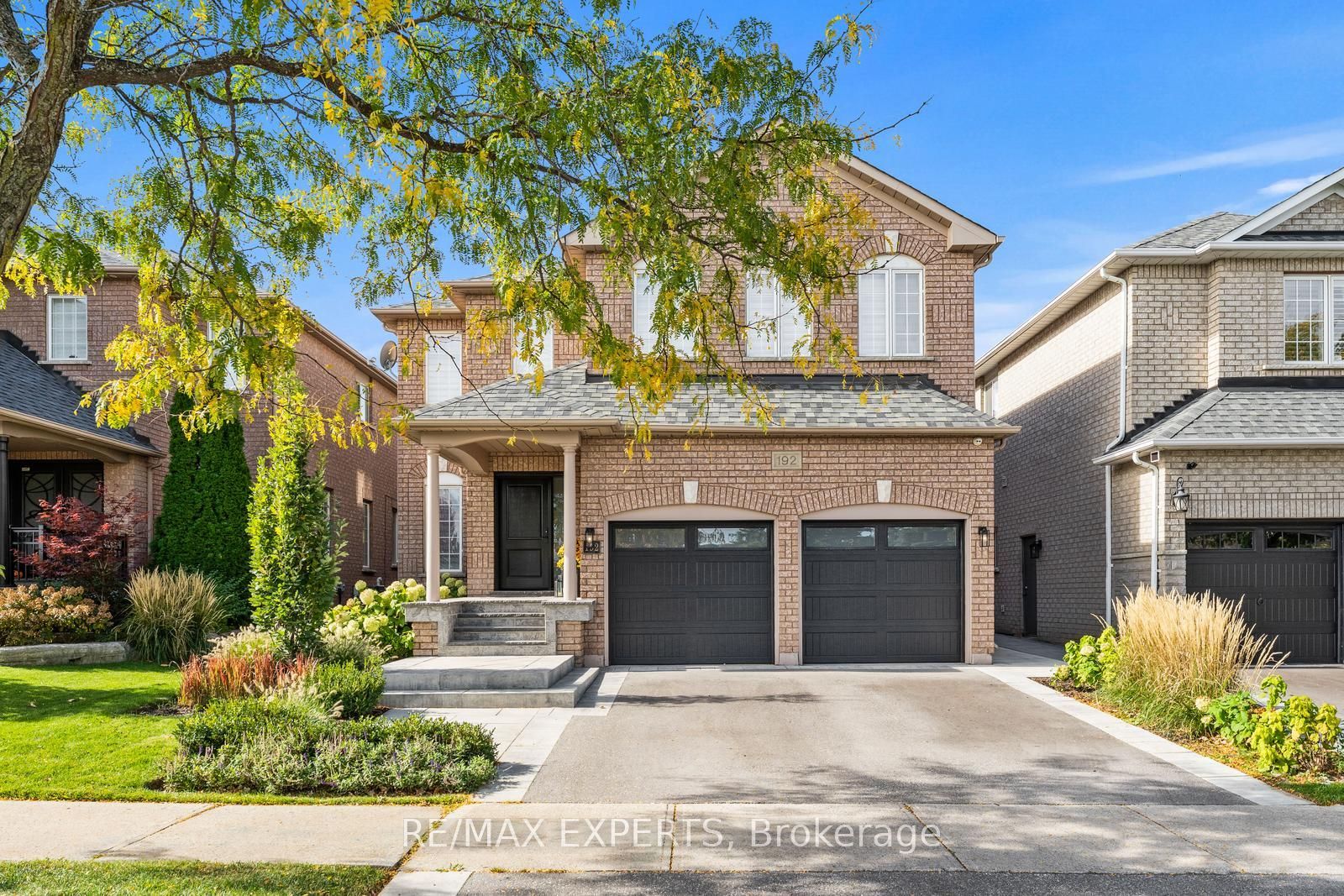 192 Forest Fountain Drive, Vaughan, ON L4H 1P2 photo 2