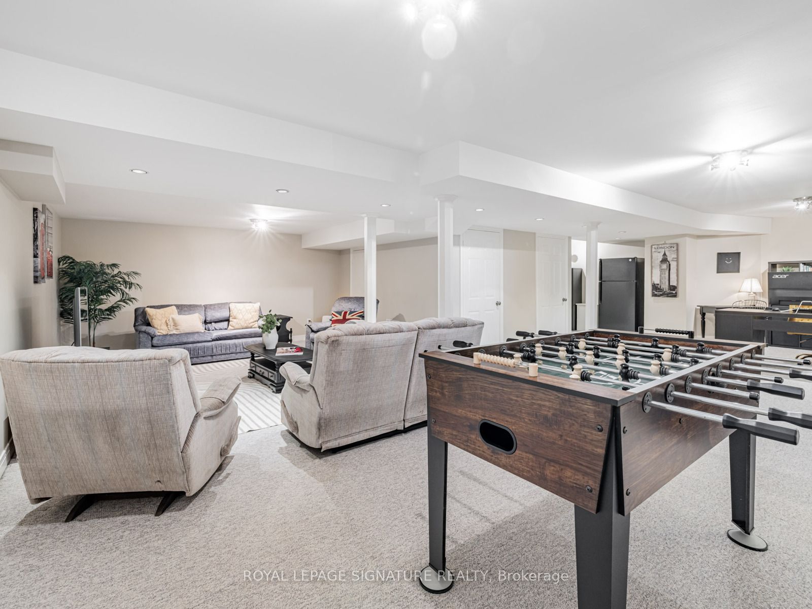 129 Chiswick Crescent, Aurora, ON L4G 6P1 photo 4