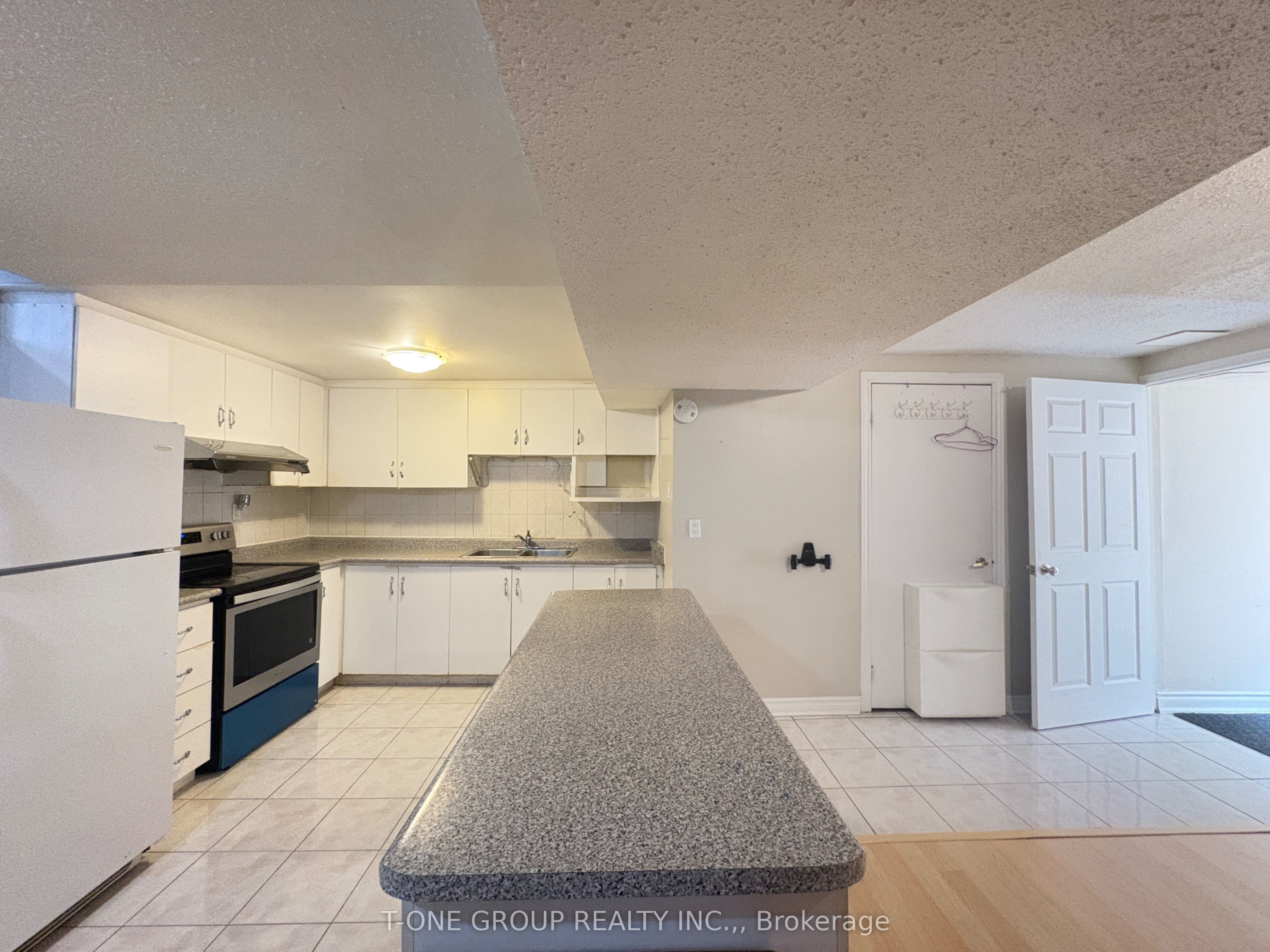 20 Lynda Mcneil Place Sep Entrance BSMT, Markham, ON L3S 3E4 photo 3