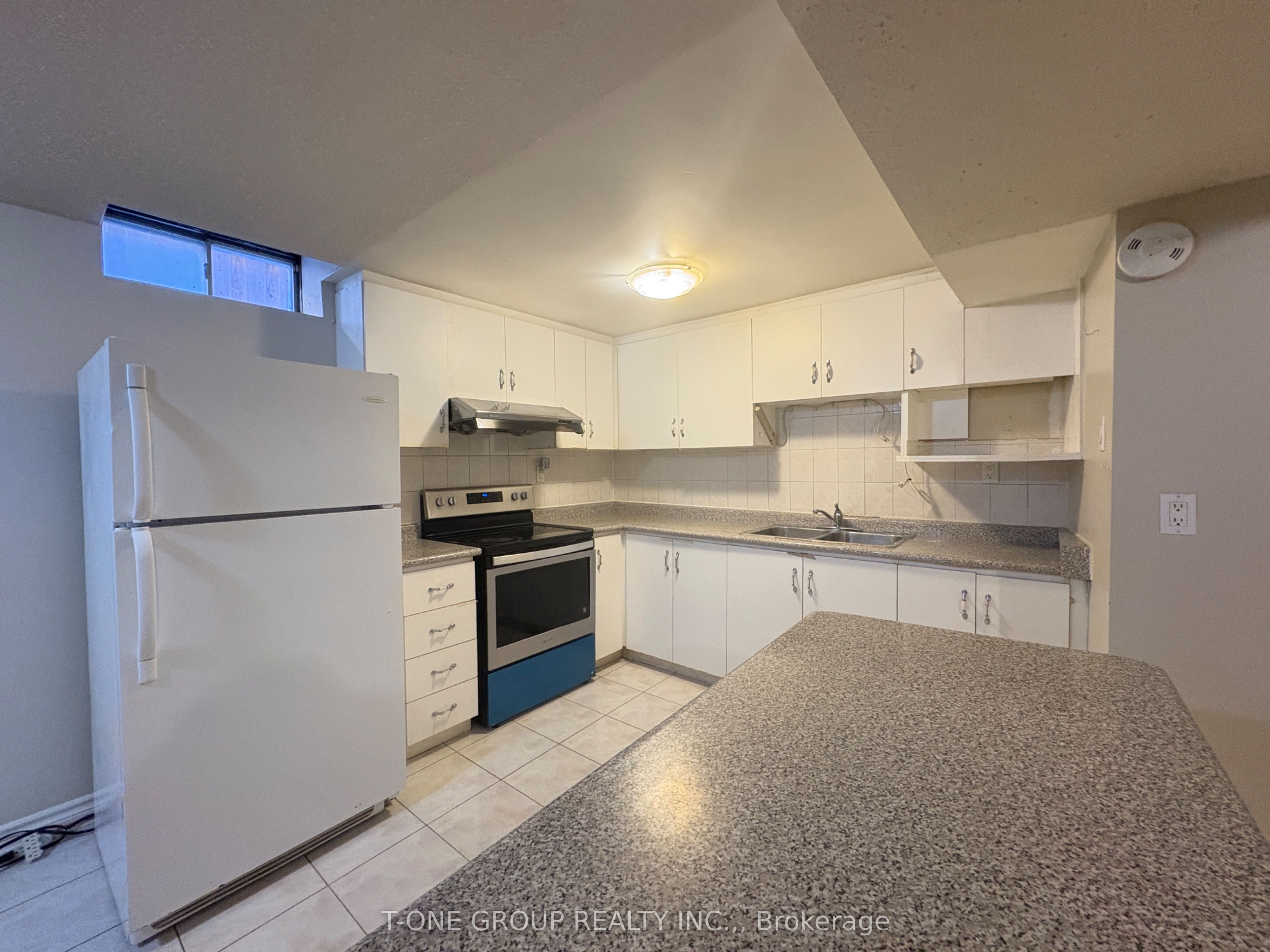 20 Lynda Mcneil Place Sep Entrance BSMT, Markham, ON L3S 3E4 photo 5