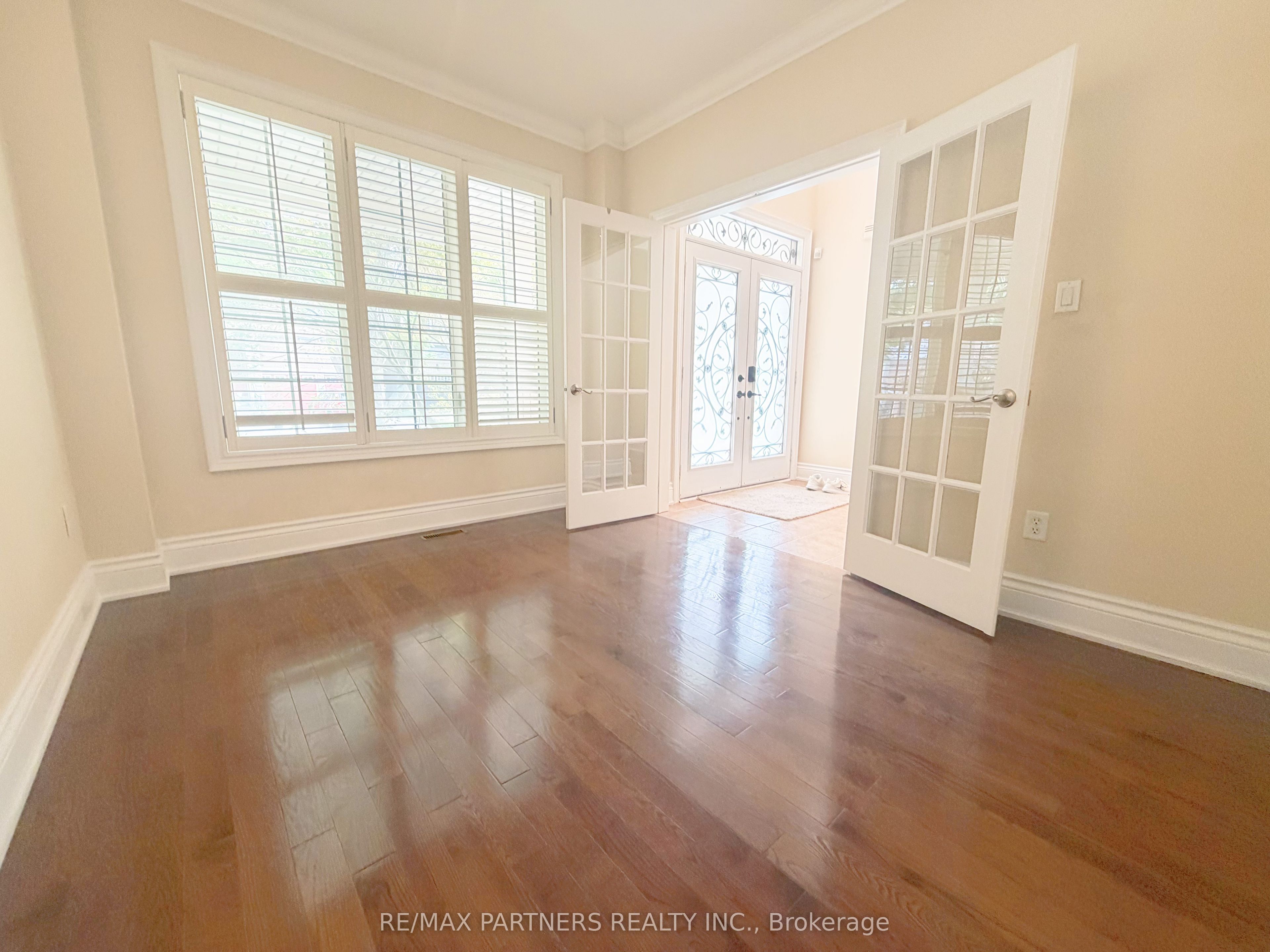 46 Barnstone Drive, Markham, ON L6E 2G9 photo 2