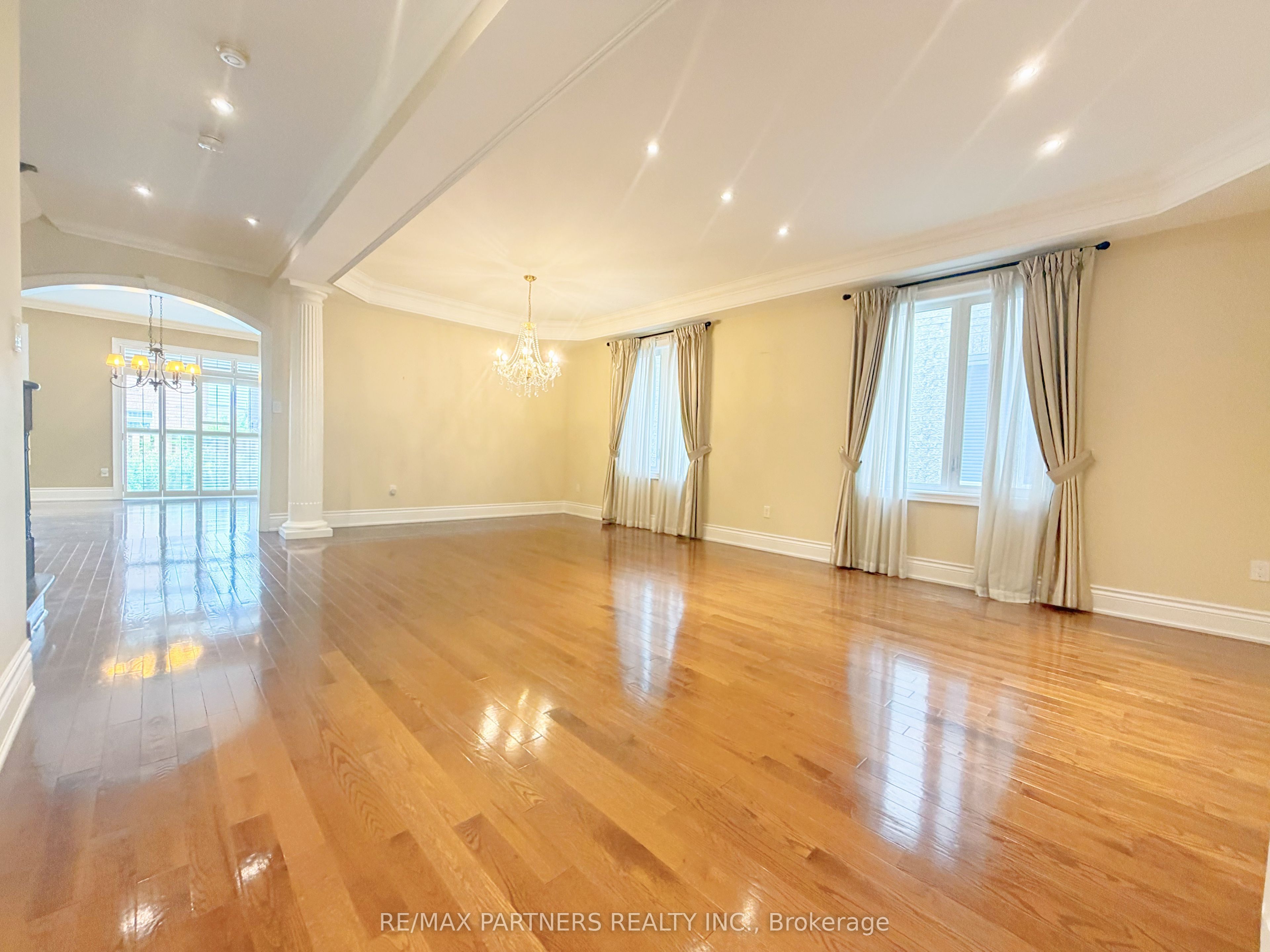 46 Barnstone Drive, Markham, ON L6E 2G9 photo 3