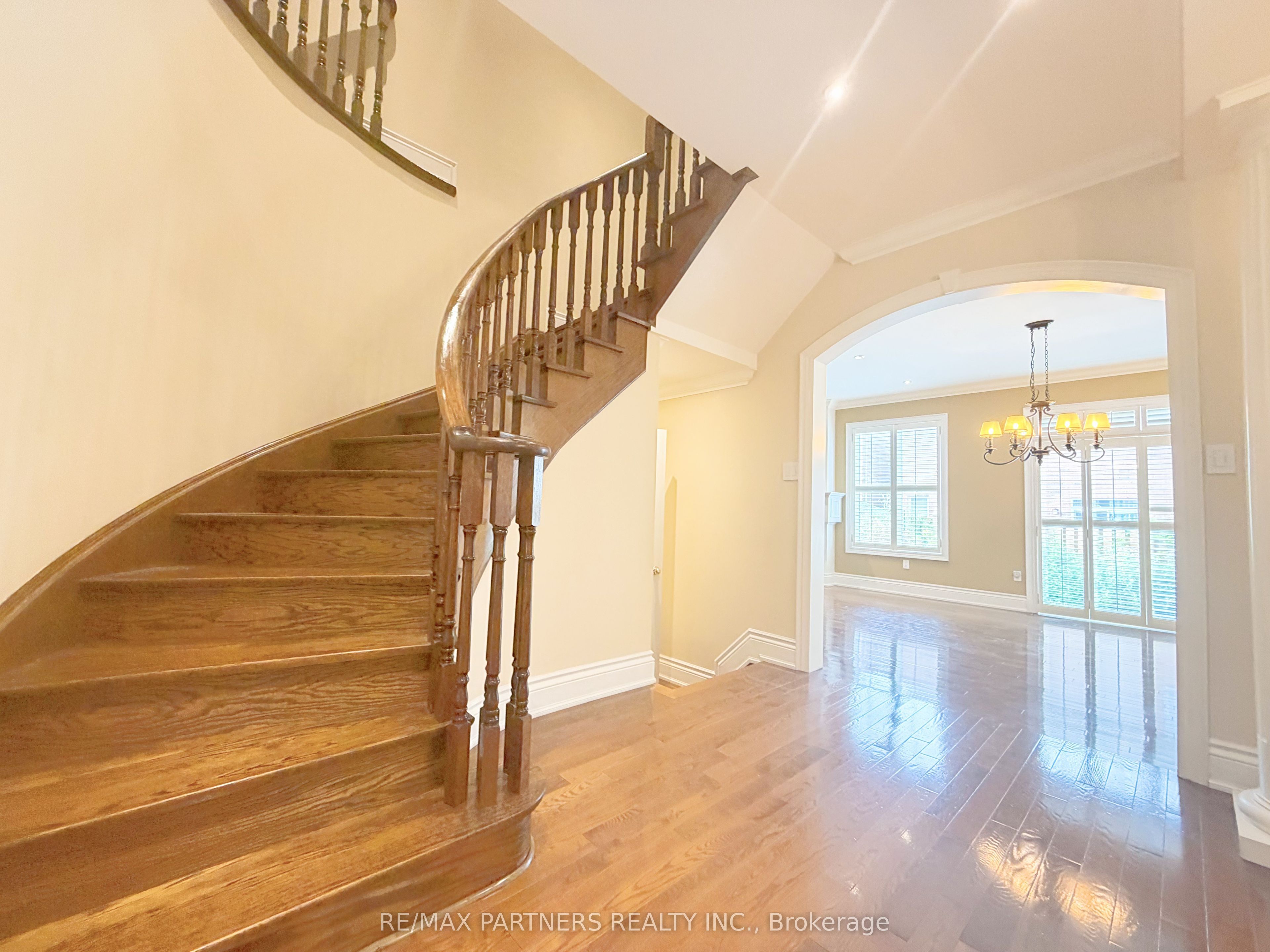46 Barnstone Drive, Markham, ON L6E 2G9 photo 4