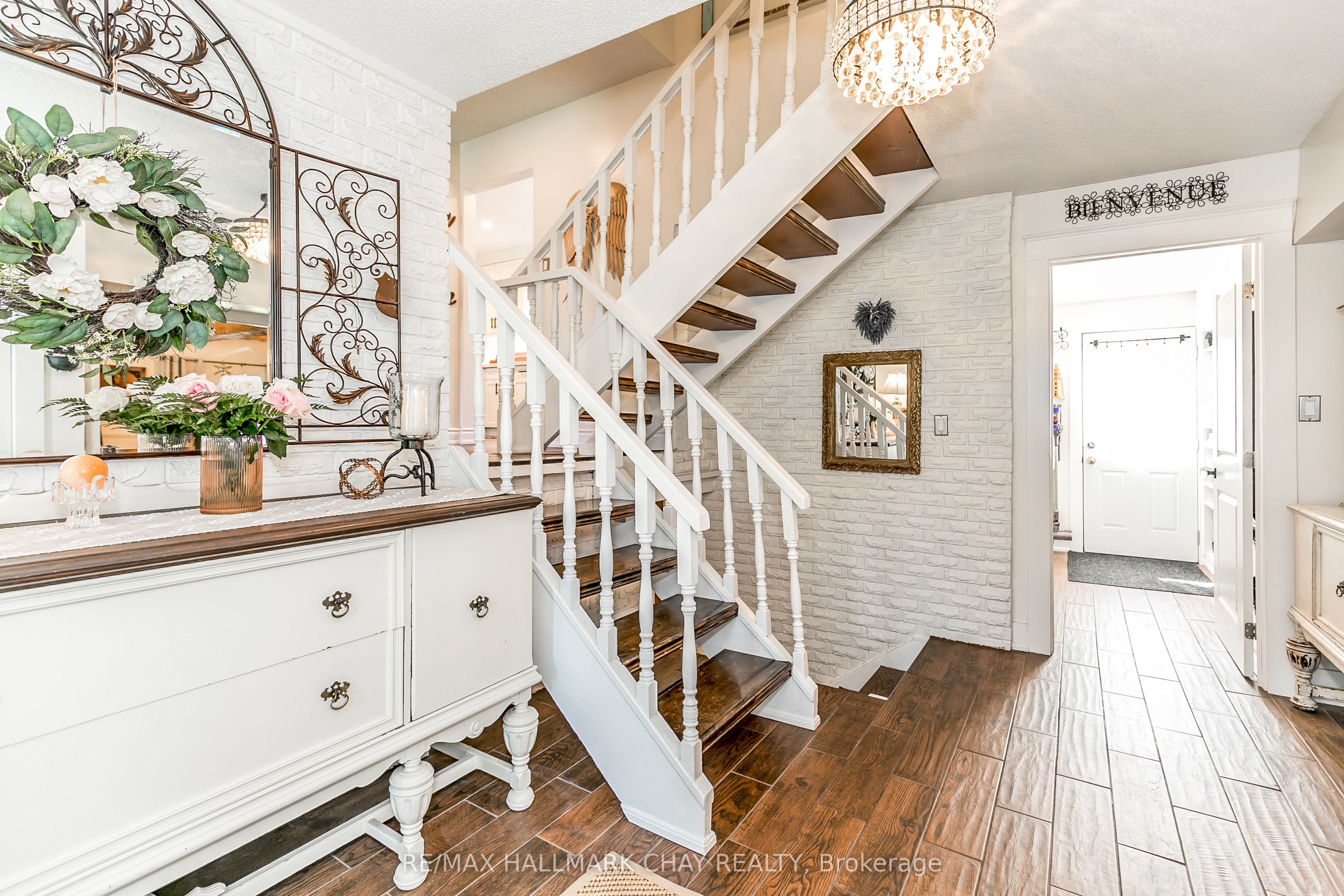 2230 Spring Street, Innisfil, ON L9S 2B6 photo 5