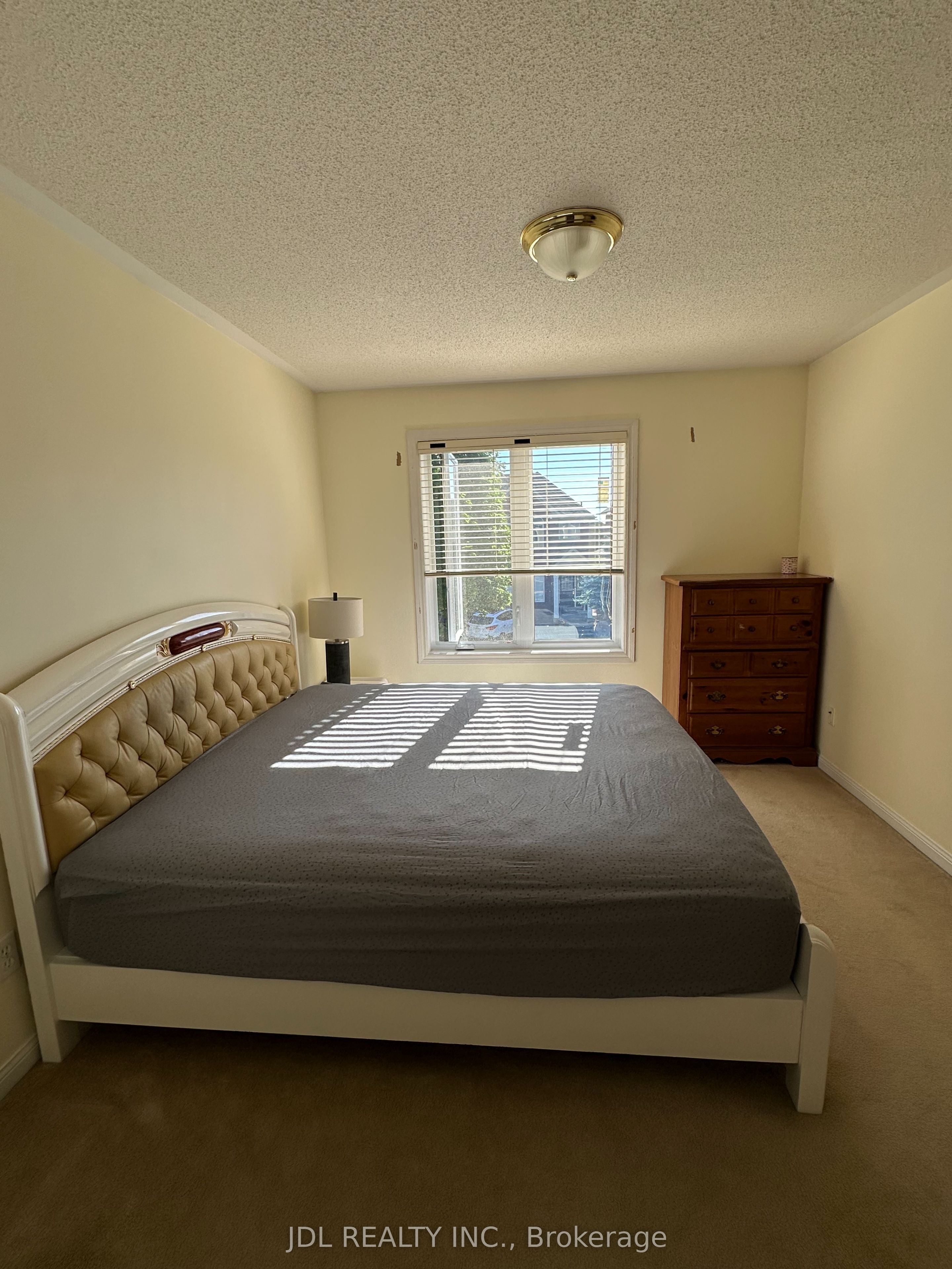 30 Baintree Street Rm1, Markham, ON L6E 1G7 photo 2