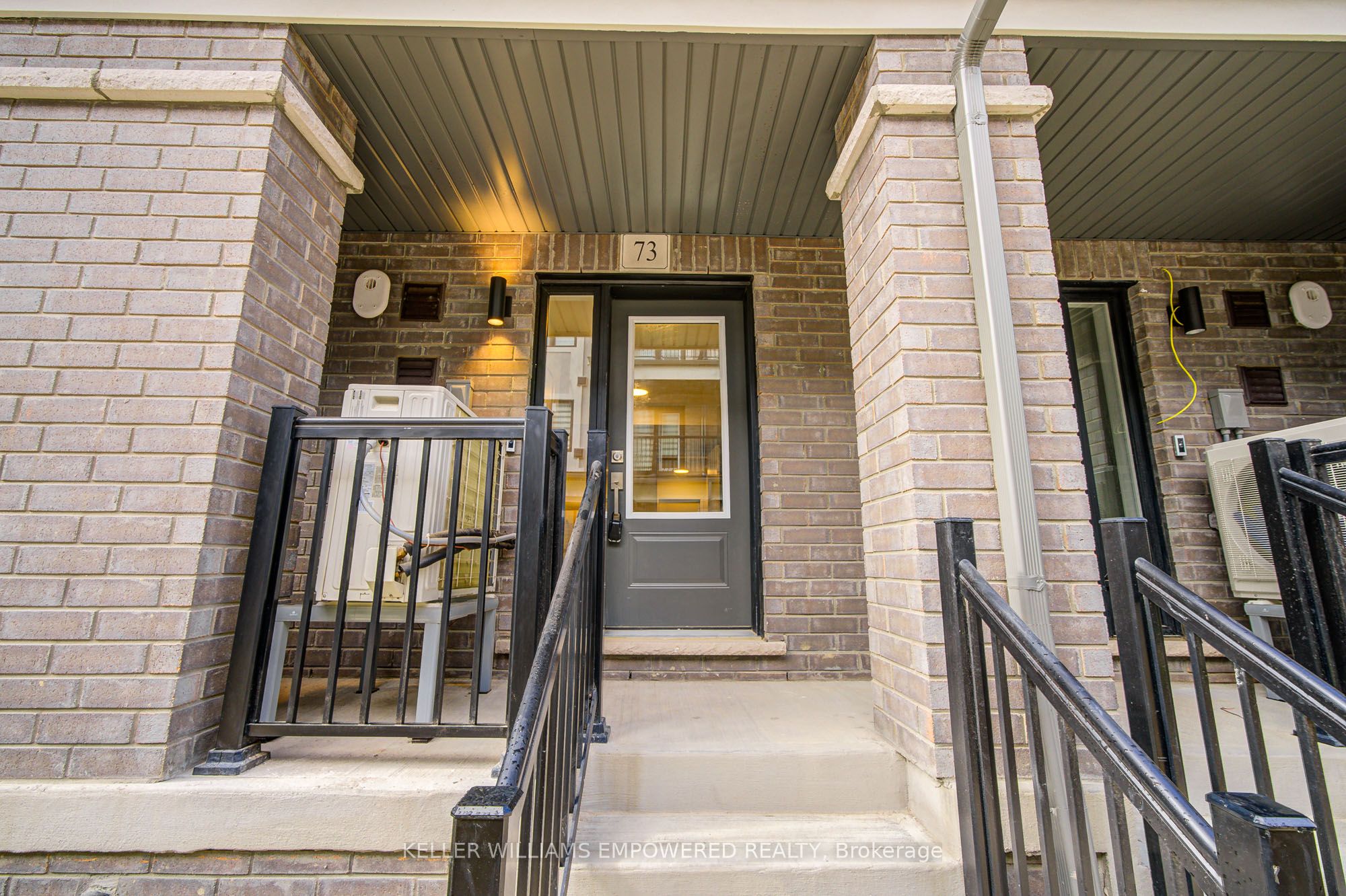 73 Matawin Lane, Richmond Hill, ON L4S 1P4 photo 2