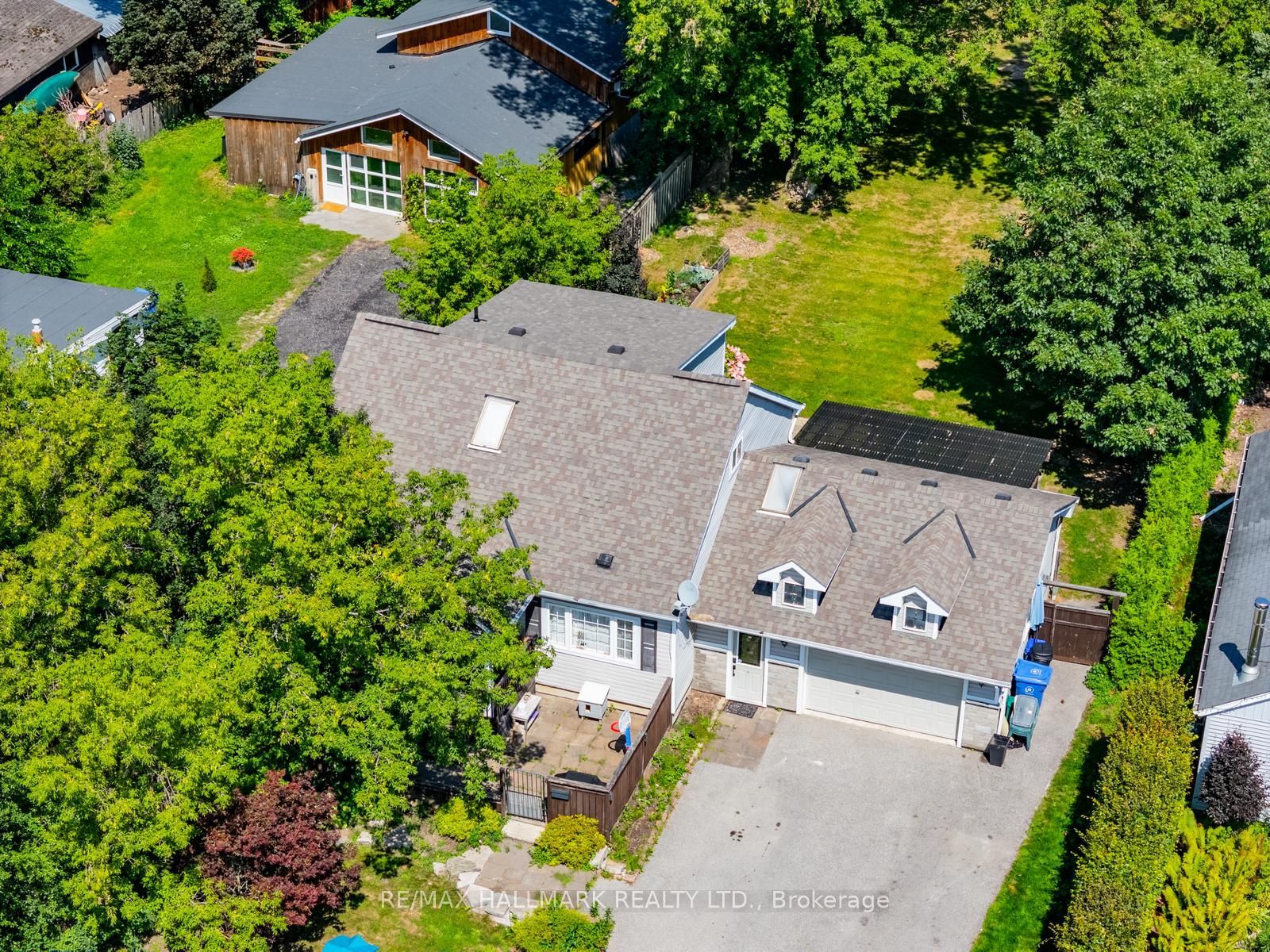 5104 Aurora Road, Whitchurch-Stouffville, ON L4A 3K1 photo 3