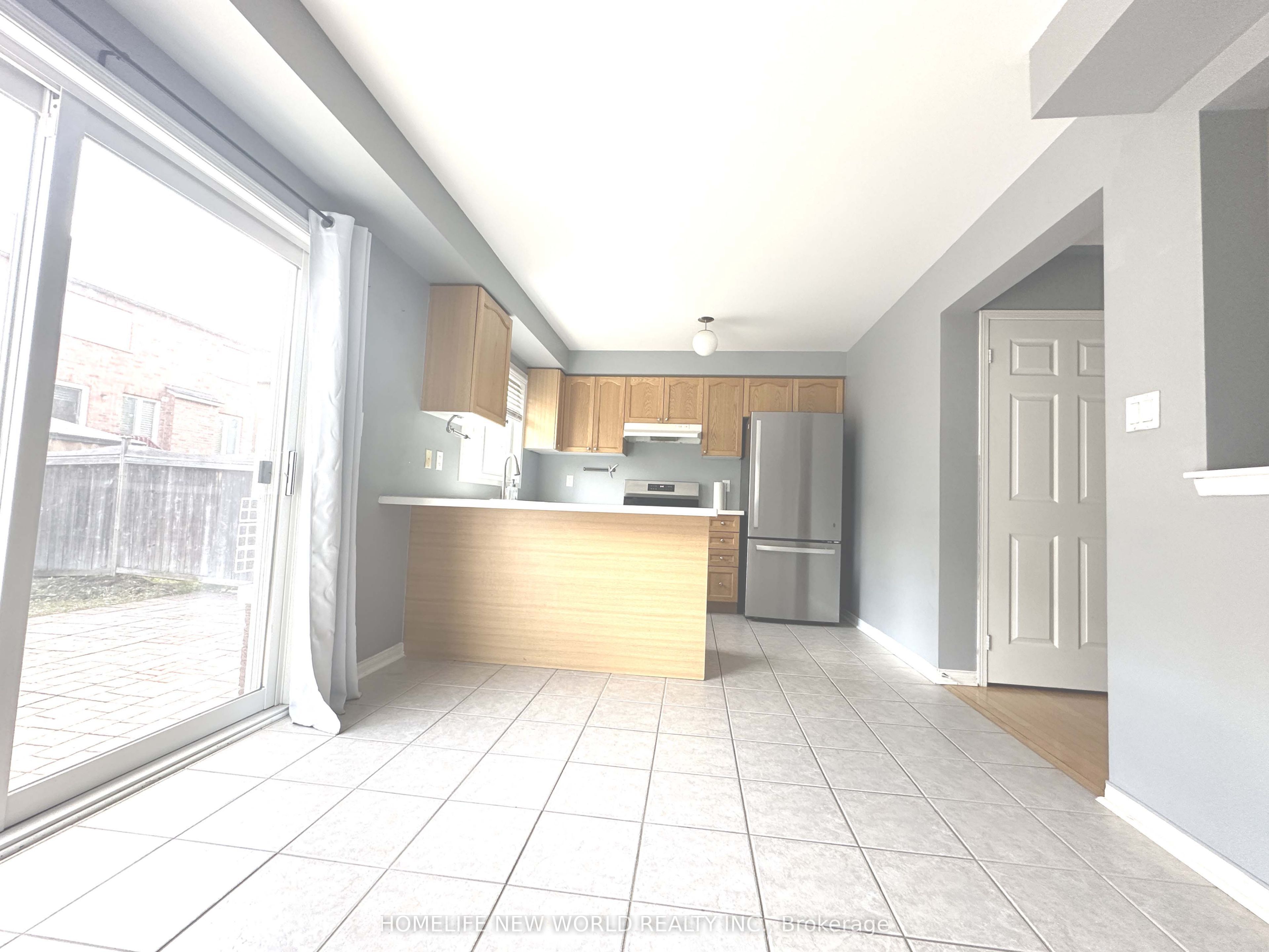 7 Ulson Drive S, Richmond Hill, ON L4E 4V6 photo 5