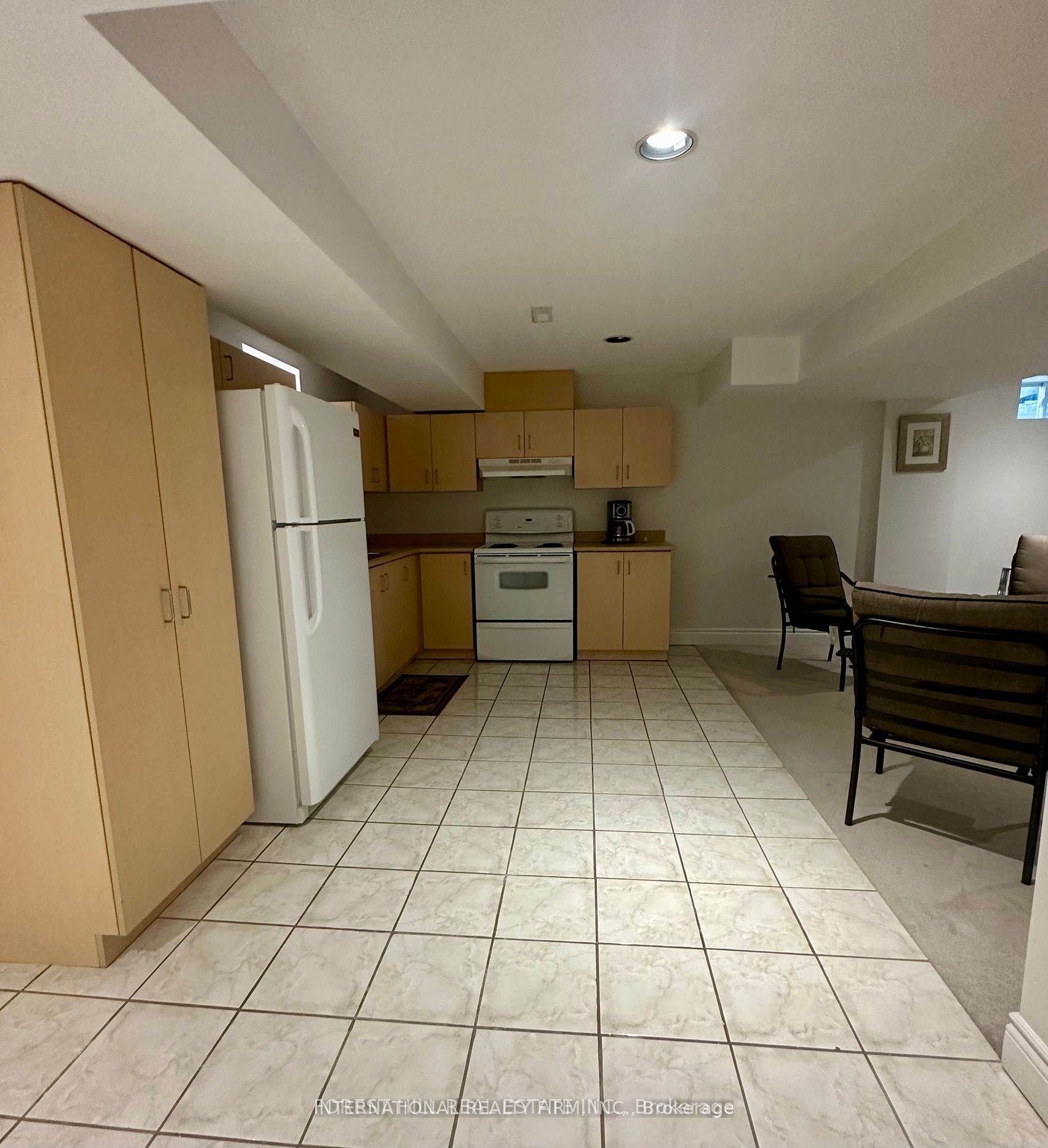 156 Jefferson Forest Drive Basement, Richmond Hill, ON L4E 4K6 photo 4