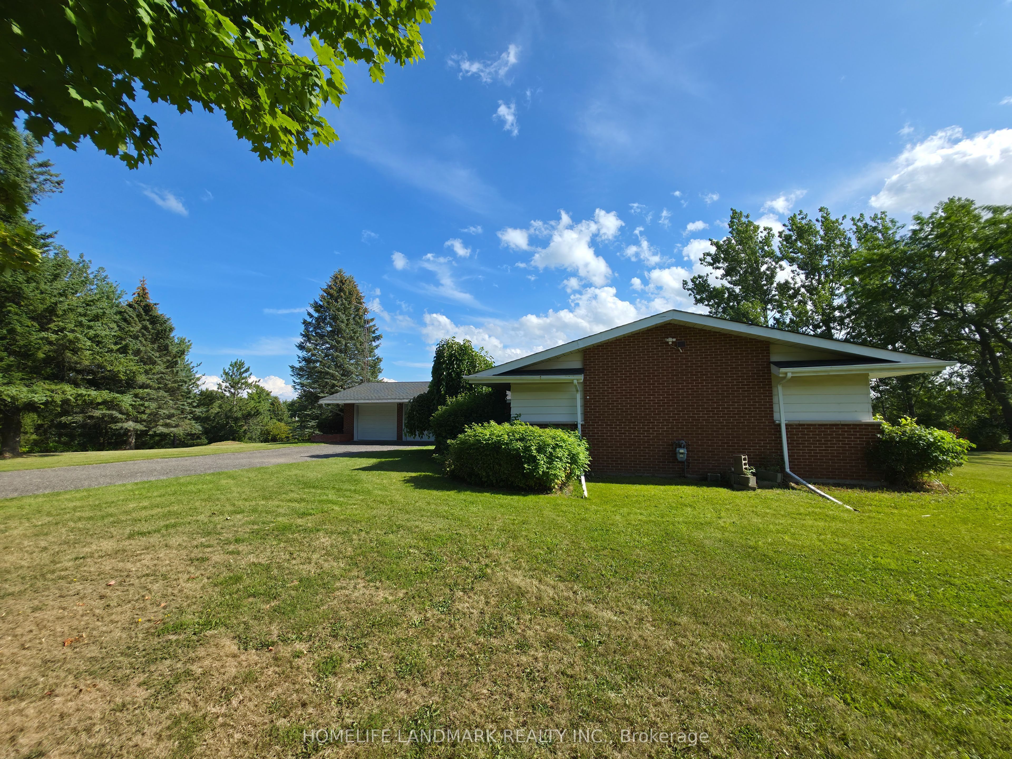 1098 15th Side Road, New Tecumseth, ON L0G 1T0