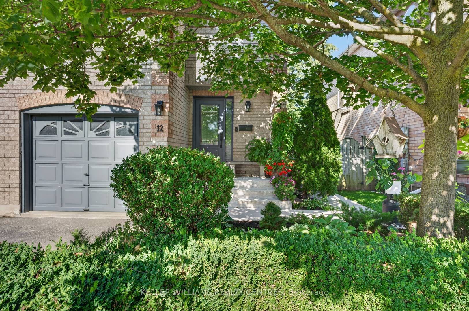 12 Lancaster Court, Georgina, ON L4P 4A1 photo 3
