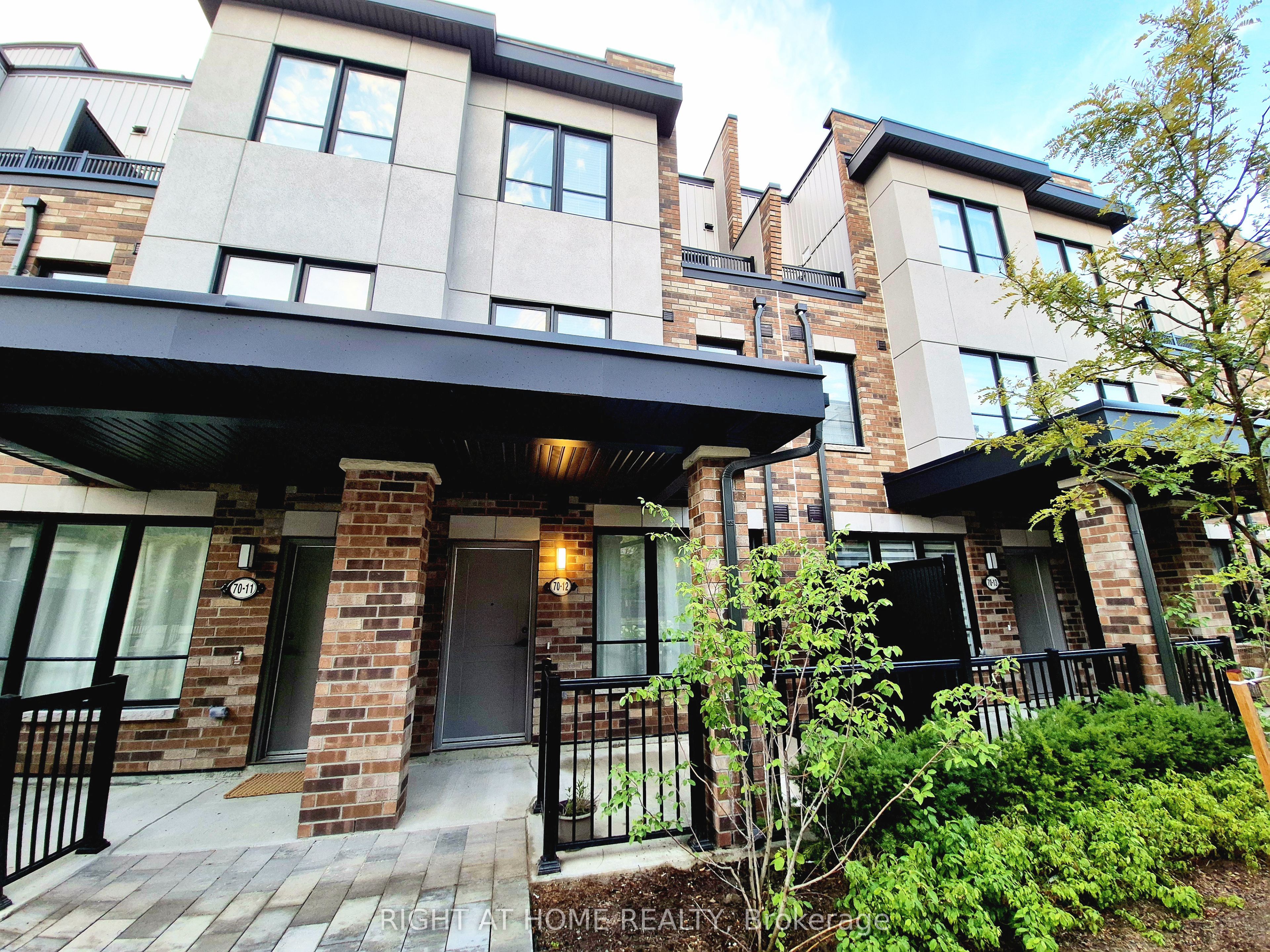 70 Baynes Way 12, Bradford West Gwillimbury, ON L3Z 4M3 photo 3