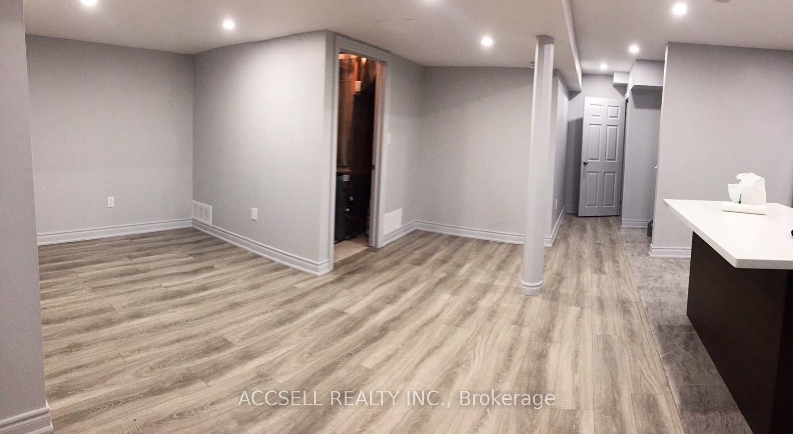 137 Castan Avenue Basement, Markham, ON L3R 4R9 photo 2