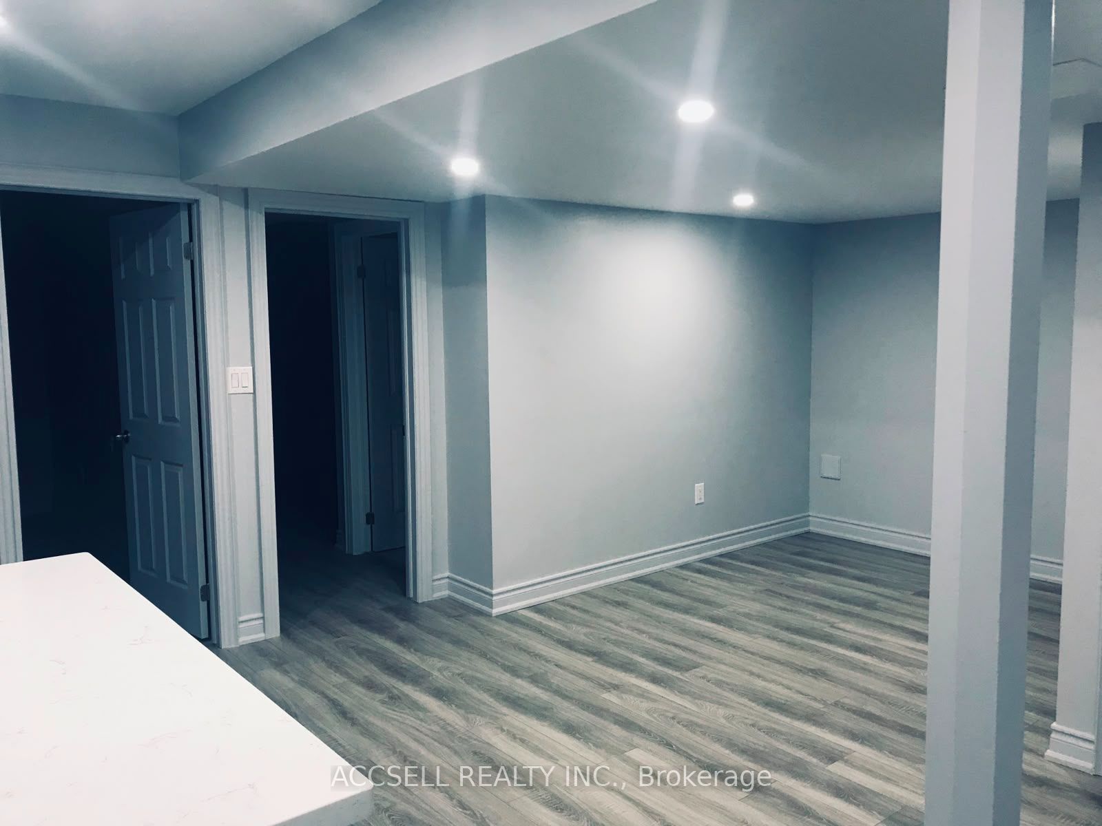 137 Castan Avenue Basement, Markham, ON L3R 4R9 photo 3