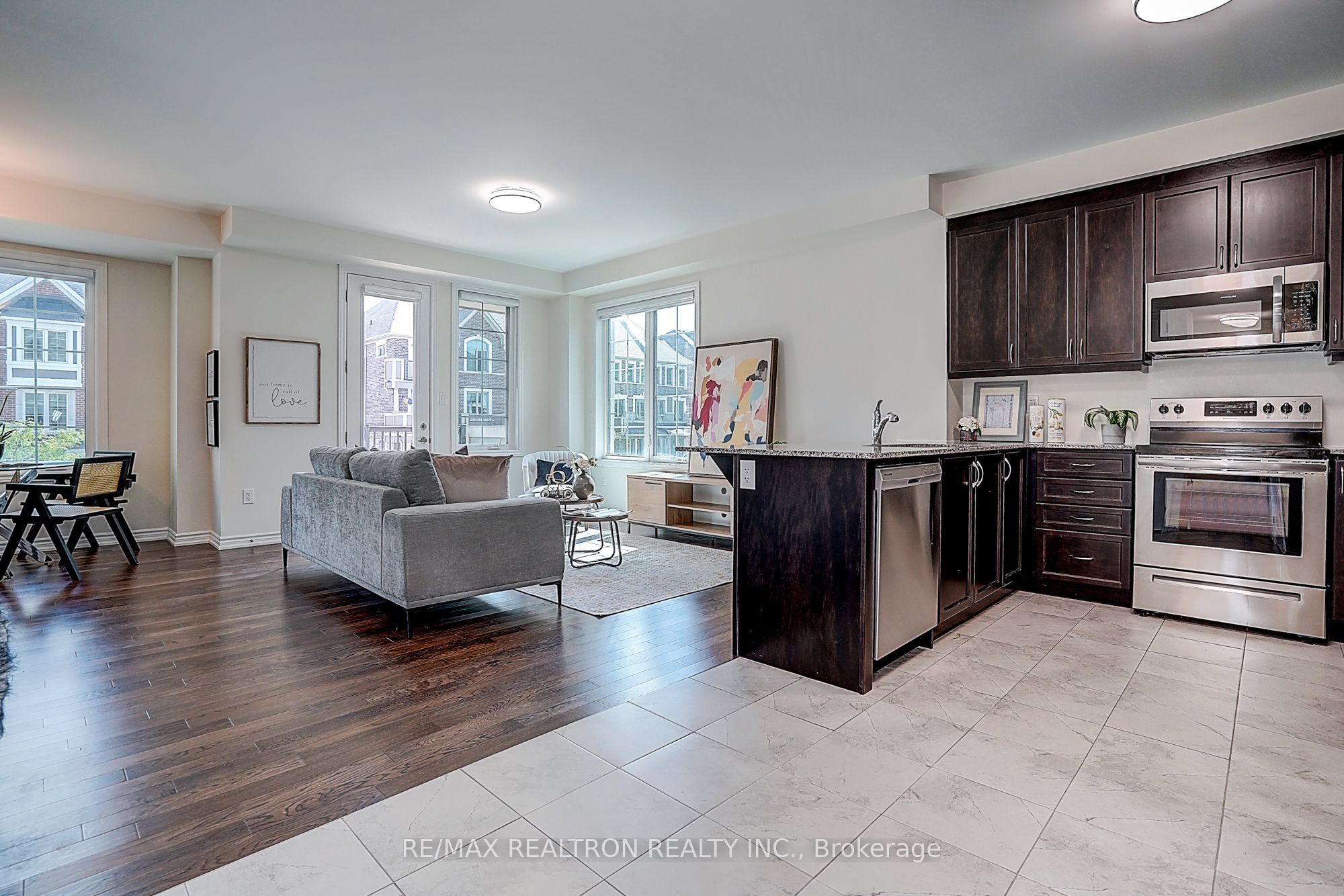 24 Thomas Frisby Jr Crescent, Markham, ON L6C 3L2 photo 5