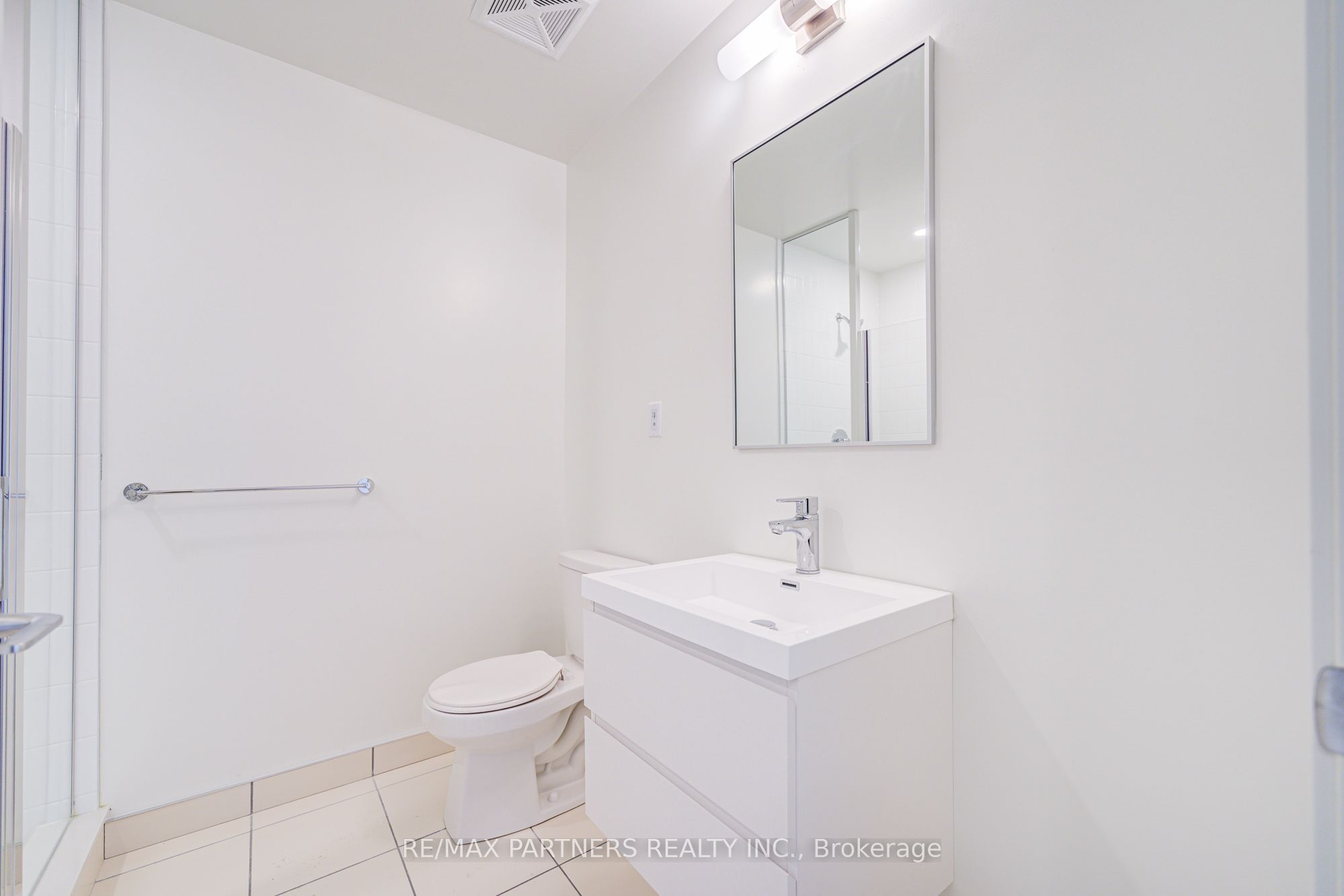 38 Andre de Grasse Street 1102, Markham, ON L6G 0H8 photo 4
