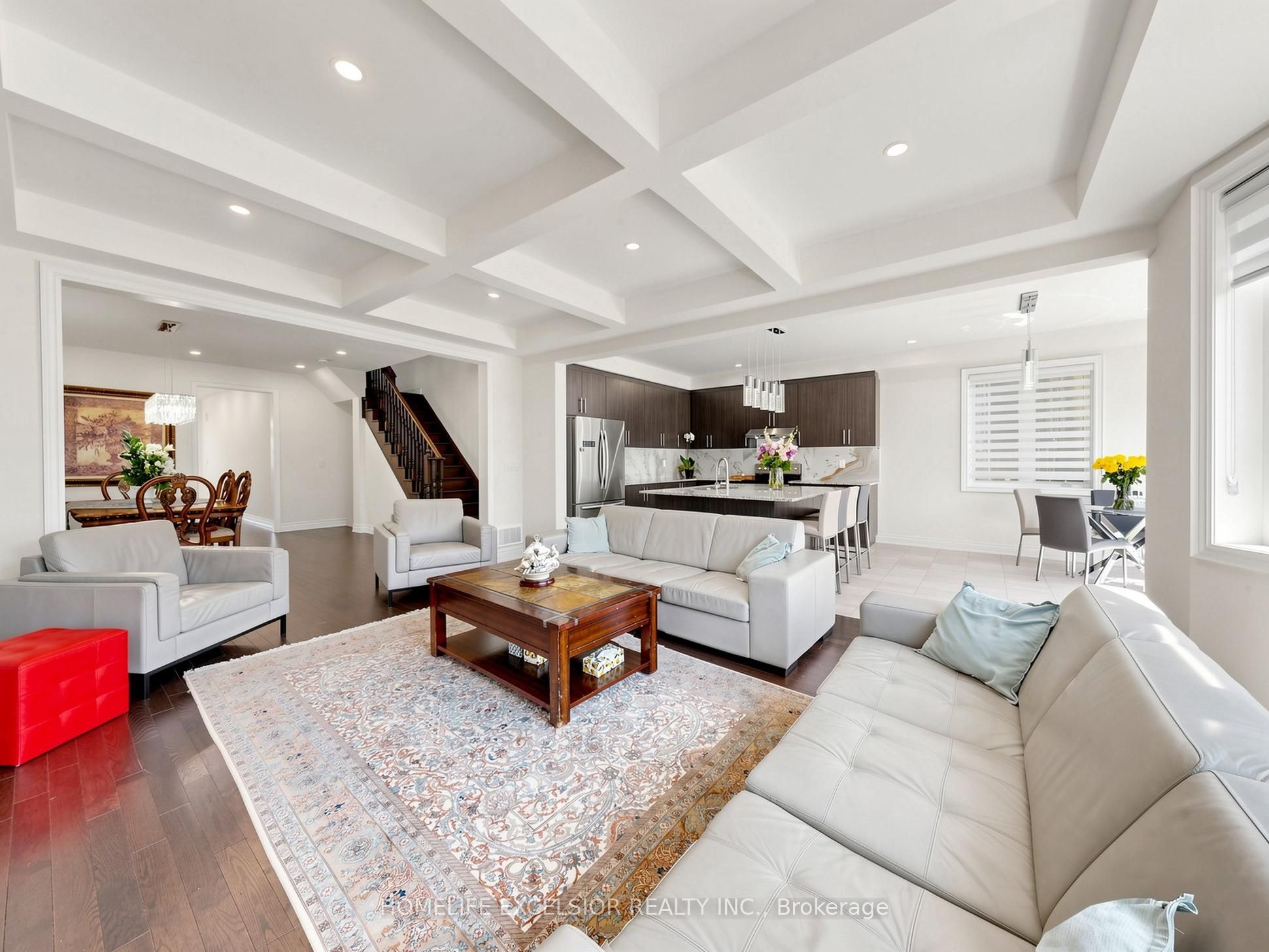 5 Manor Hampton Street, East Gwillimbury, ON L9N 0R1 photo 5